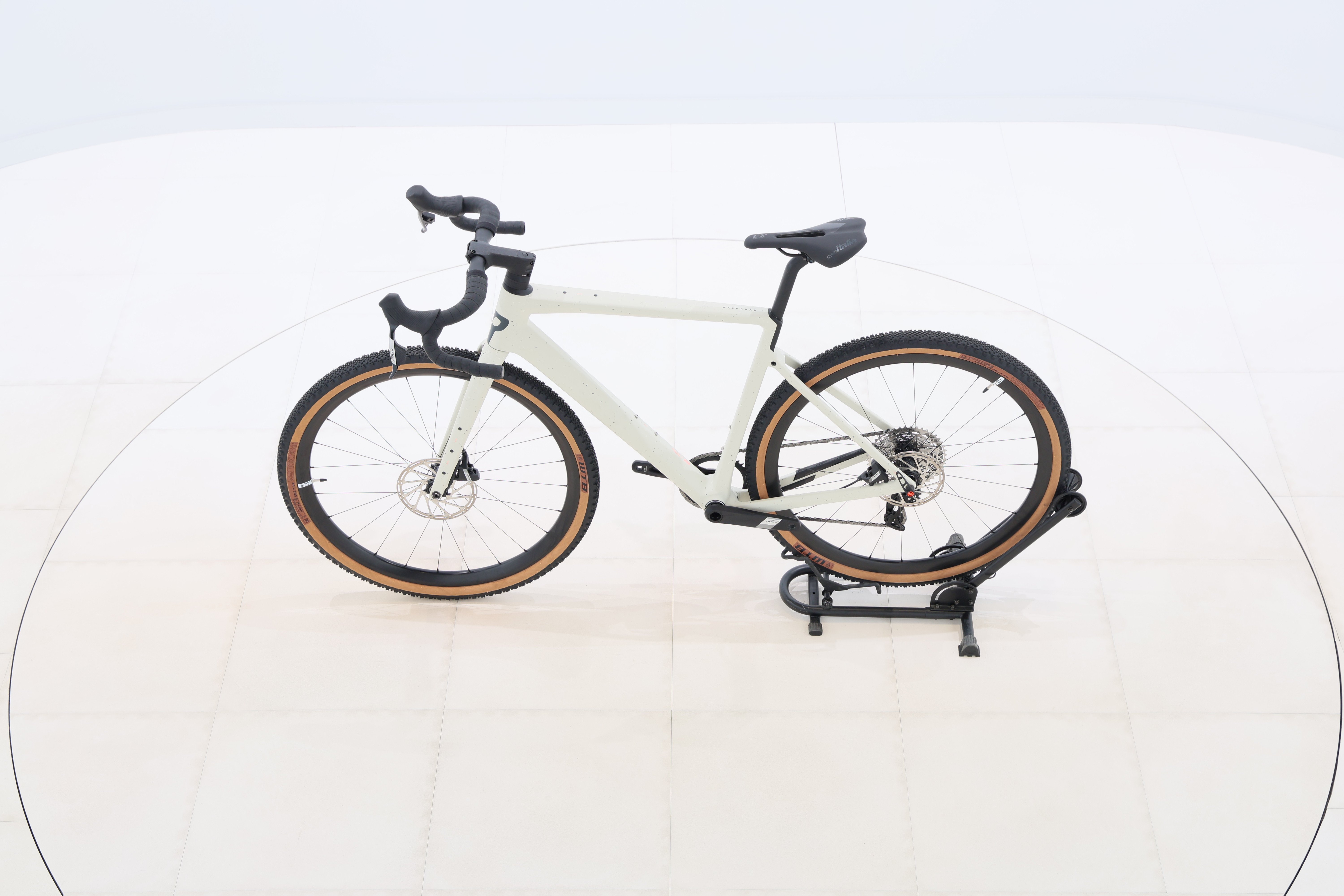 c942323d-3820-4836-9626-9940dd175db3