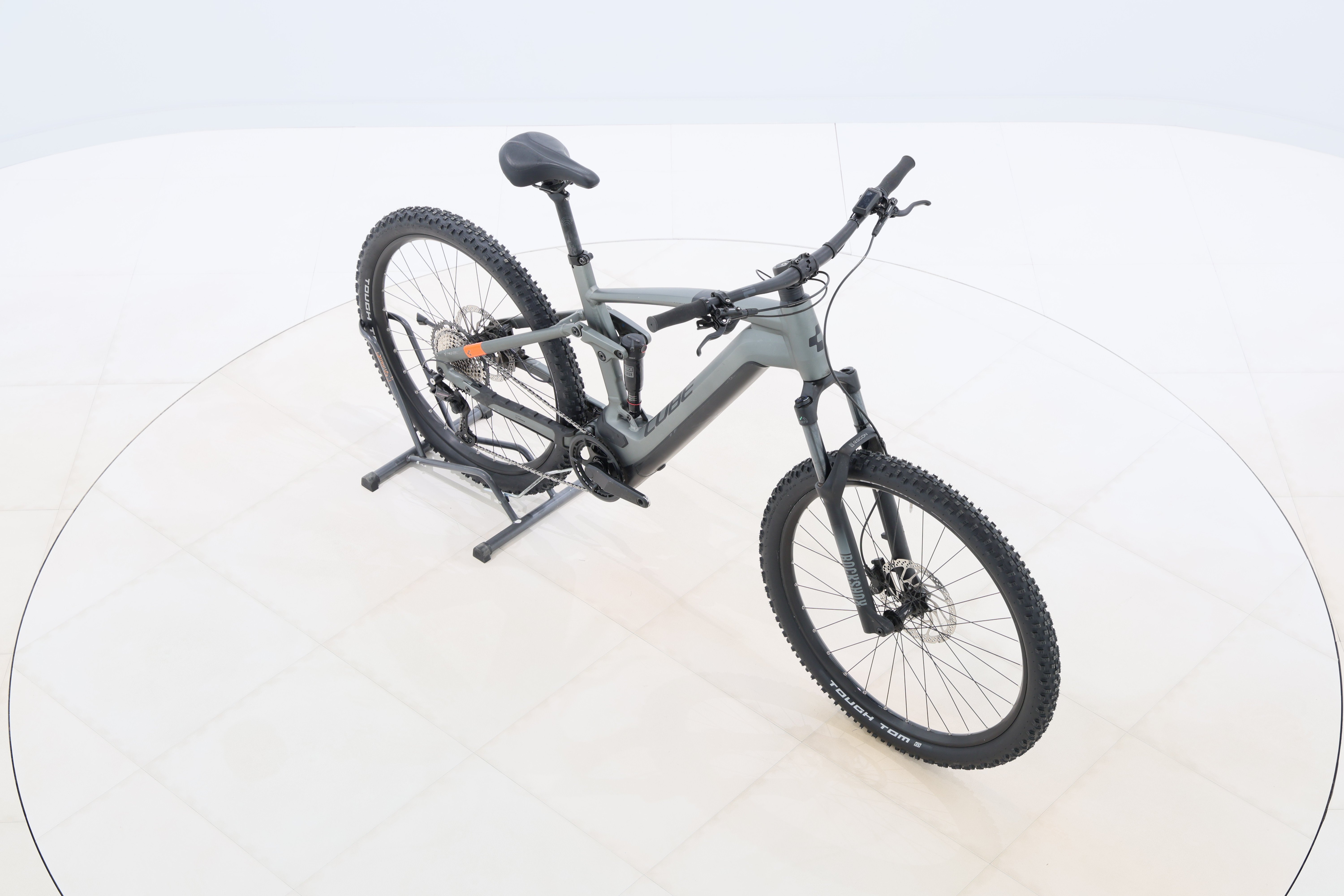 f4fffe27-c355-4033-9a7b-23446b071870