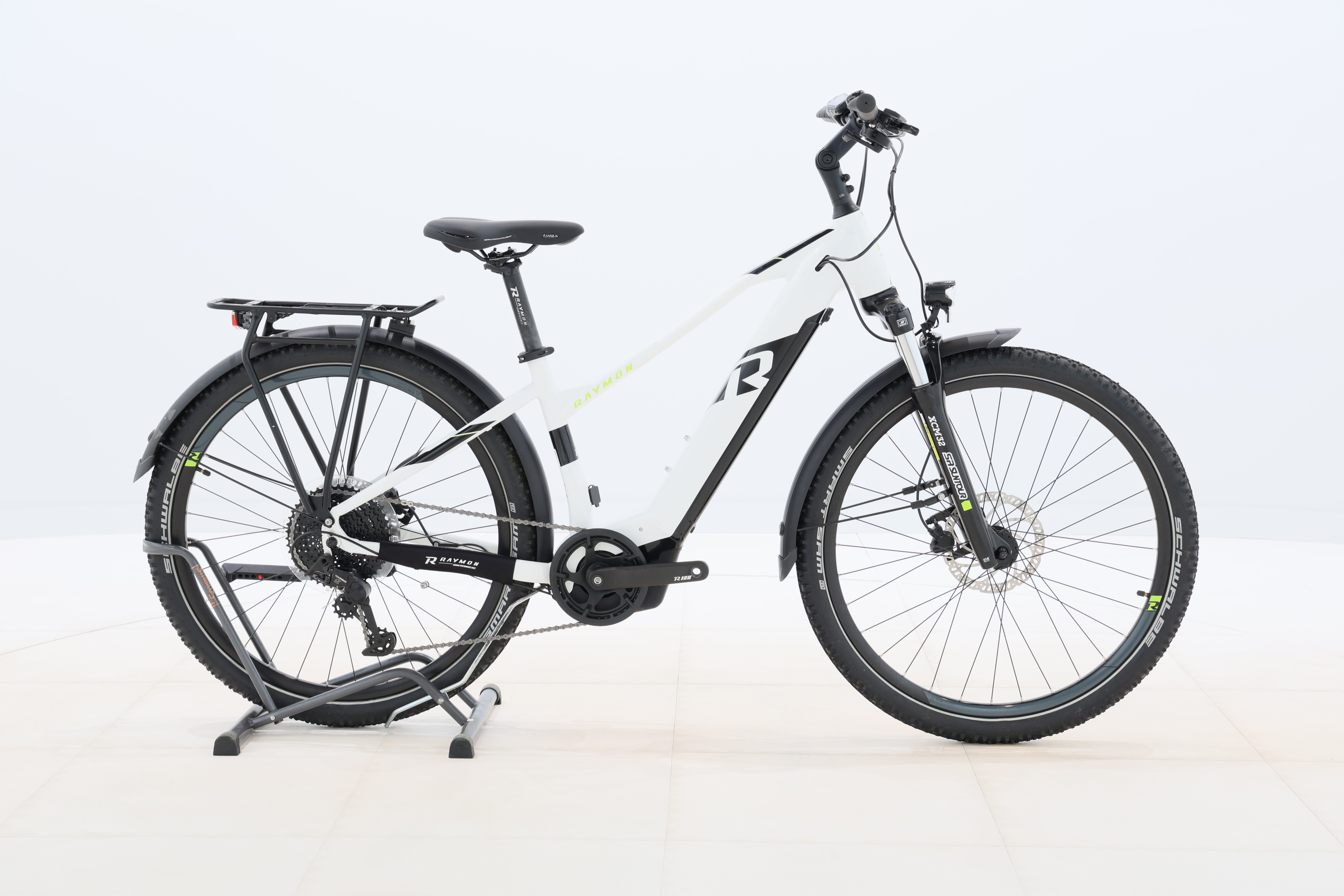 274e1544-a428-4f2e-a8da-2c708f811c9a