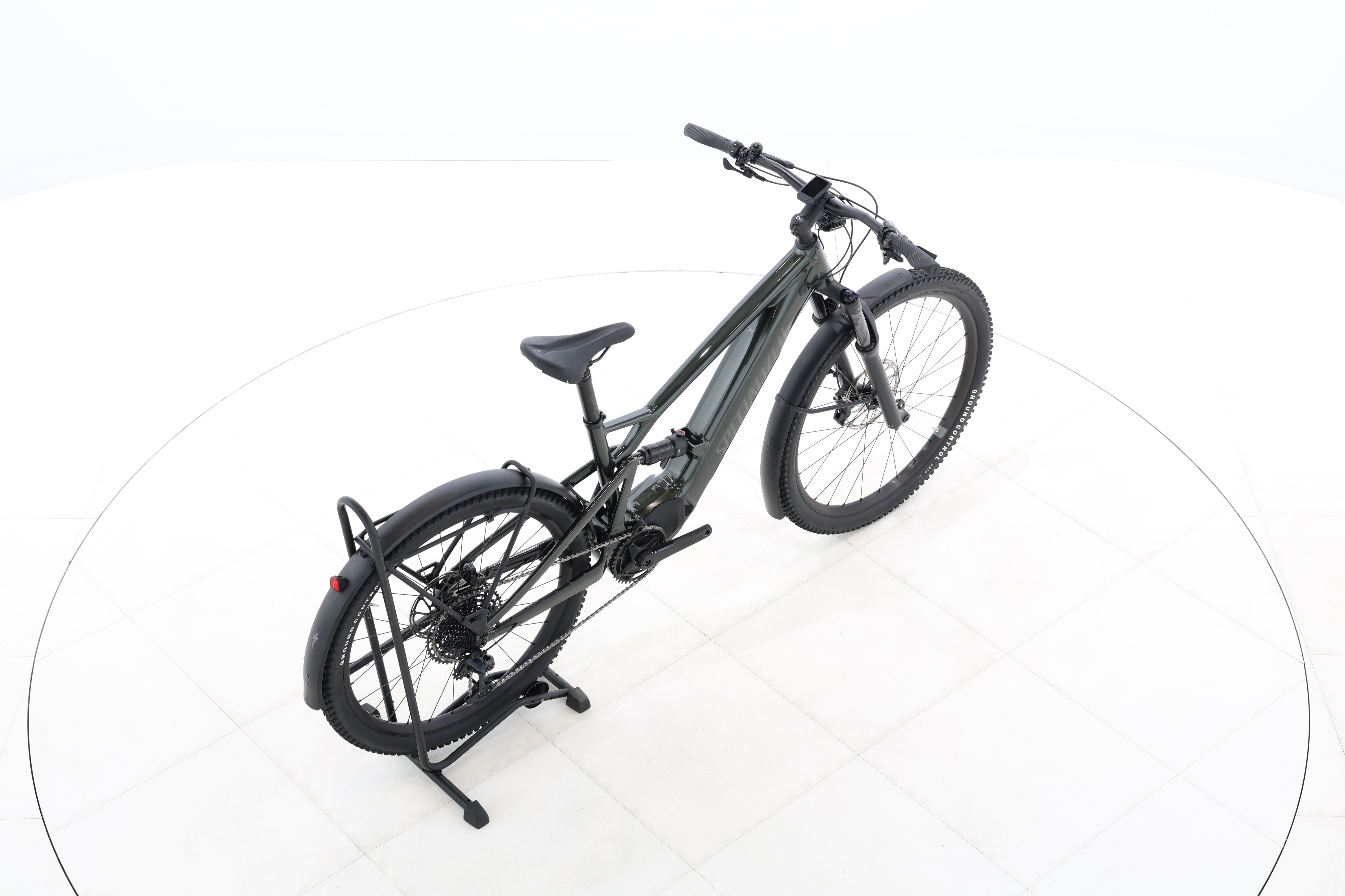 d4c9bbe9-1408-40fe-a9e1-2a94f79abe5f