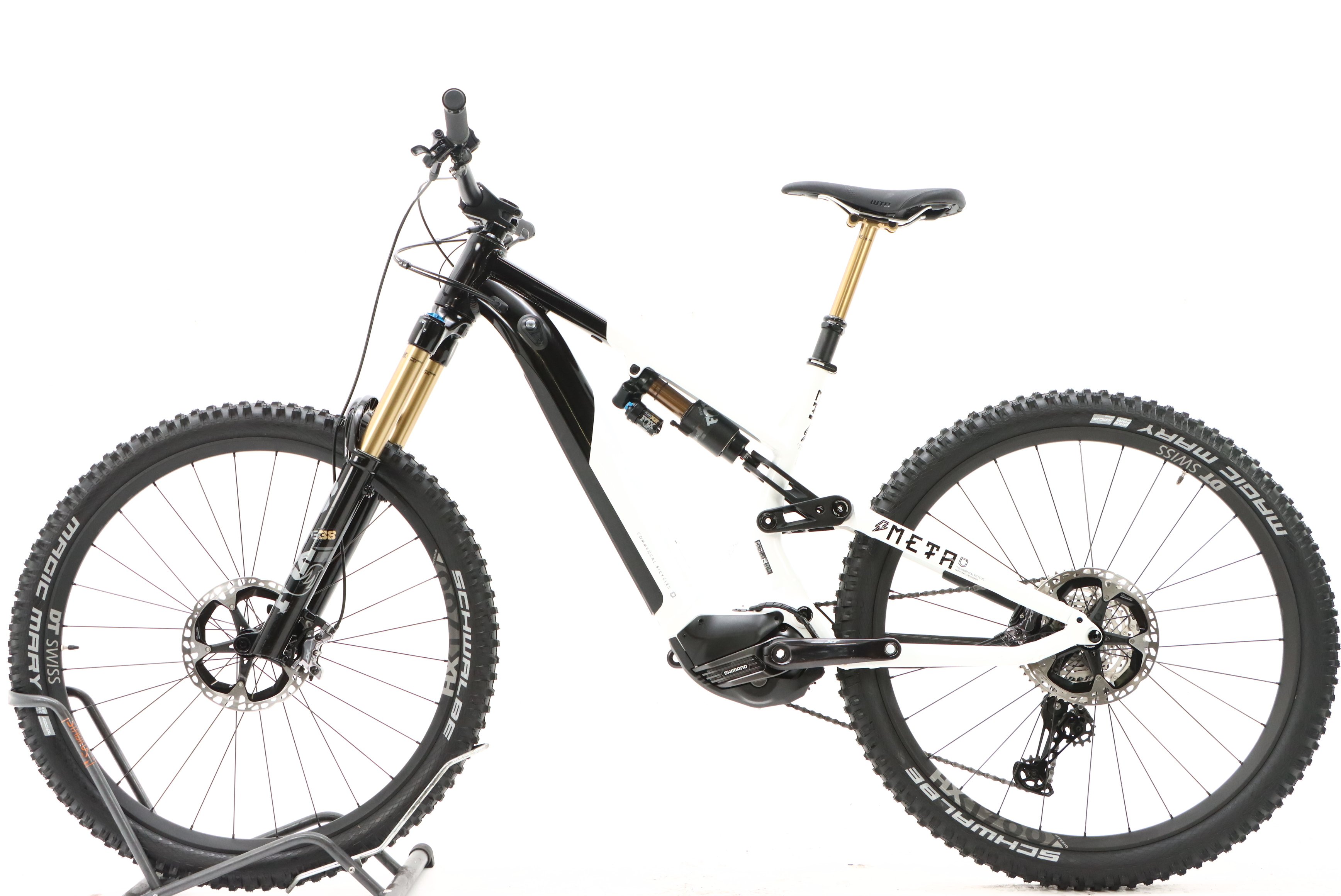 8acce112-7912-4f92-9221-b4ff62a77093