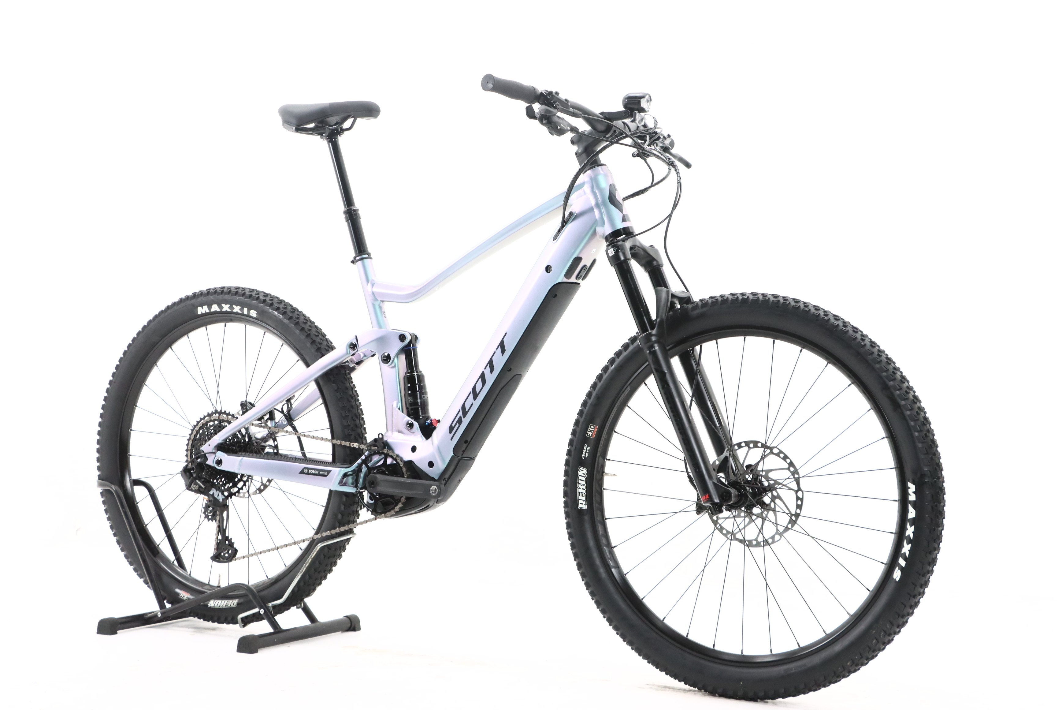 9586c556-f302-4586-847a-6b45b79bbc90