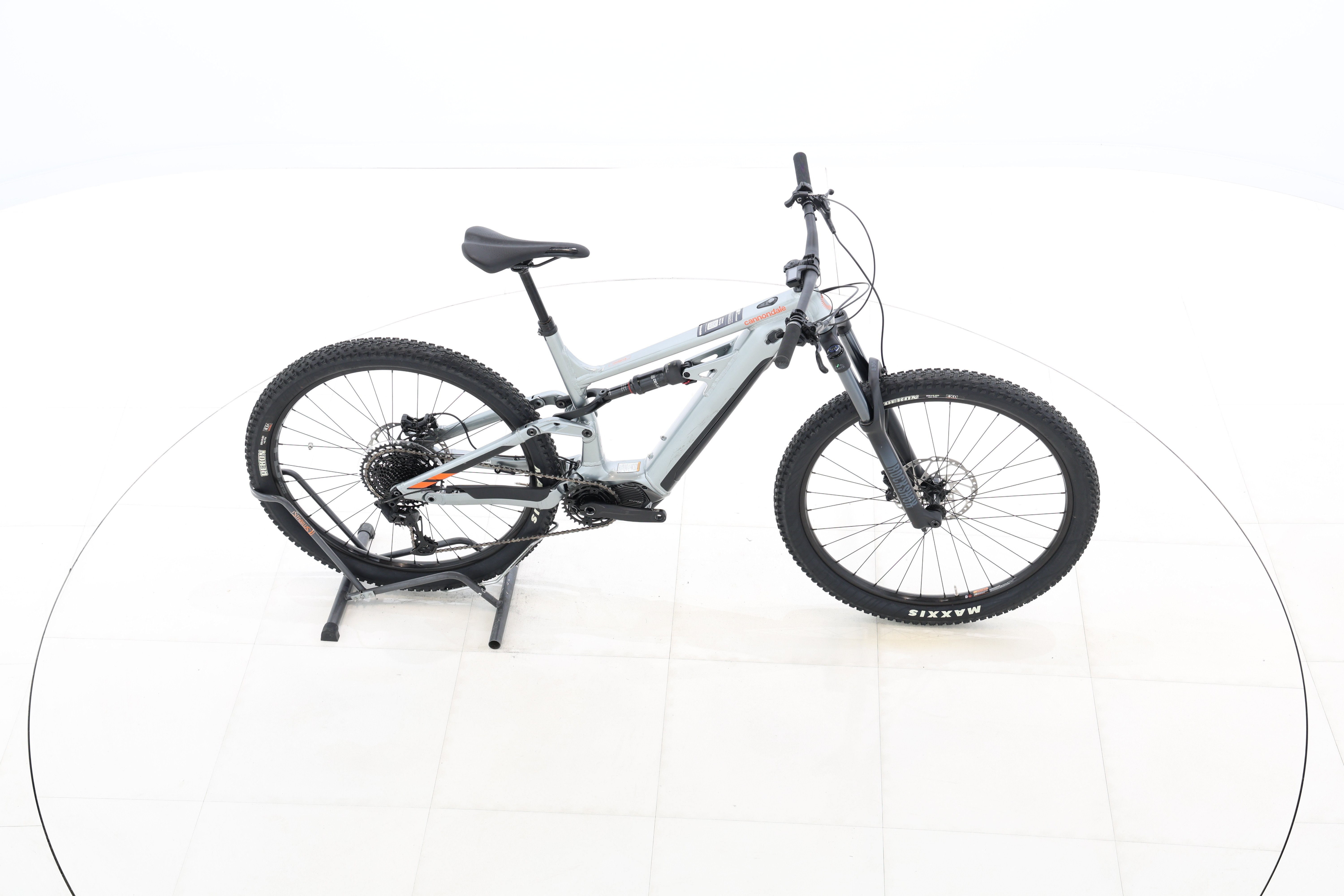 fbd7b8b6-92c2-47a8-bfa2-07d503ec114d