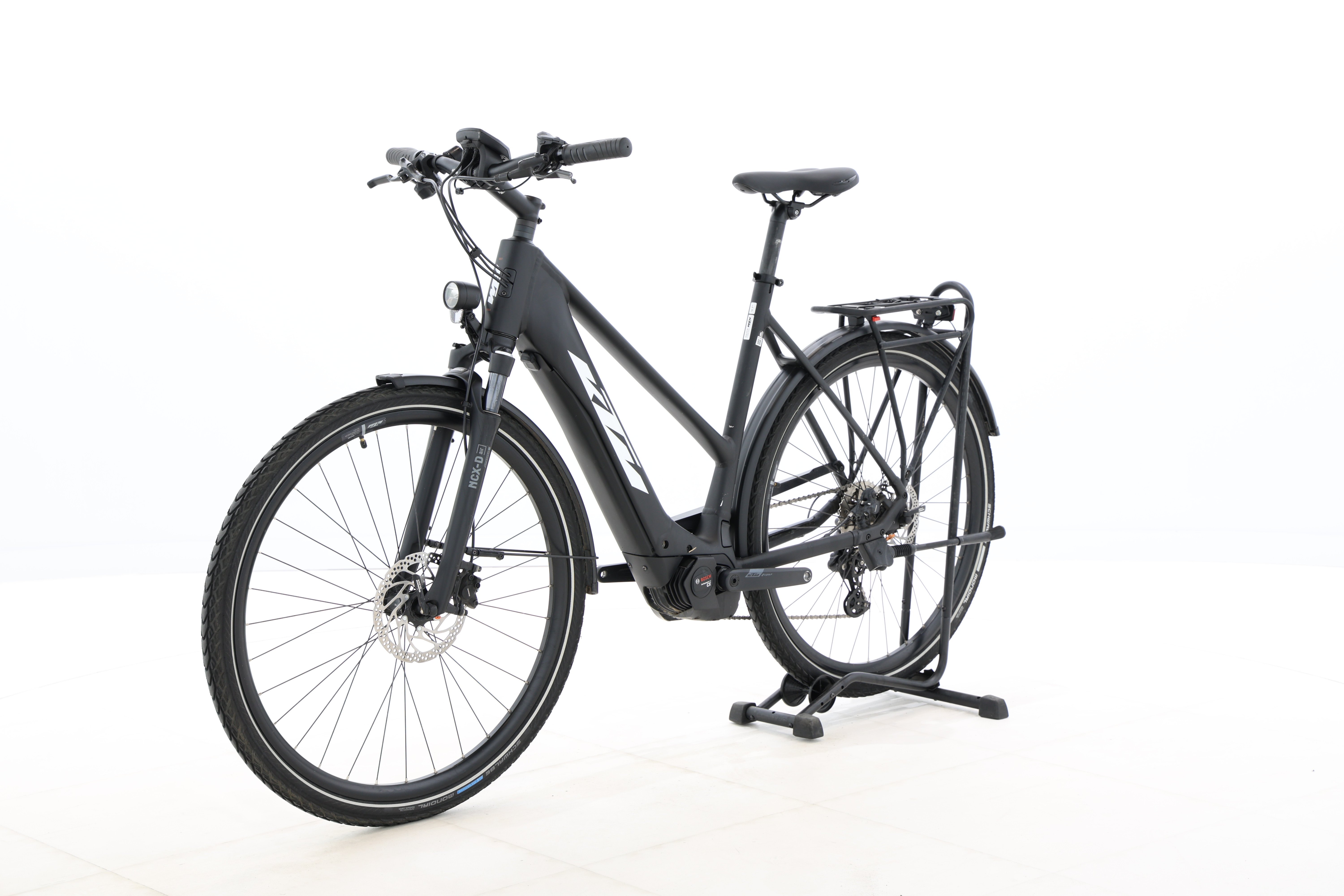 541ee6a5-182a-42a8-8b31-f664447dc3ba