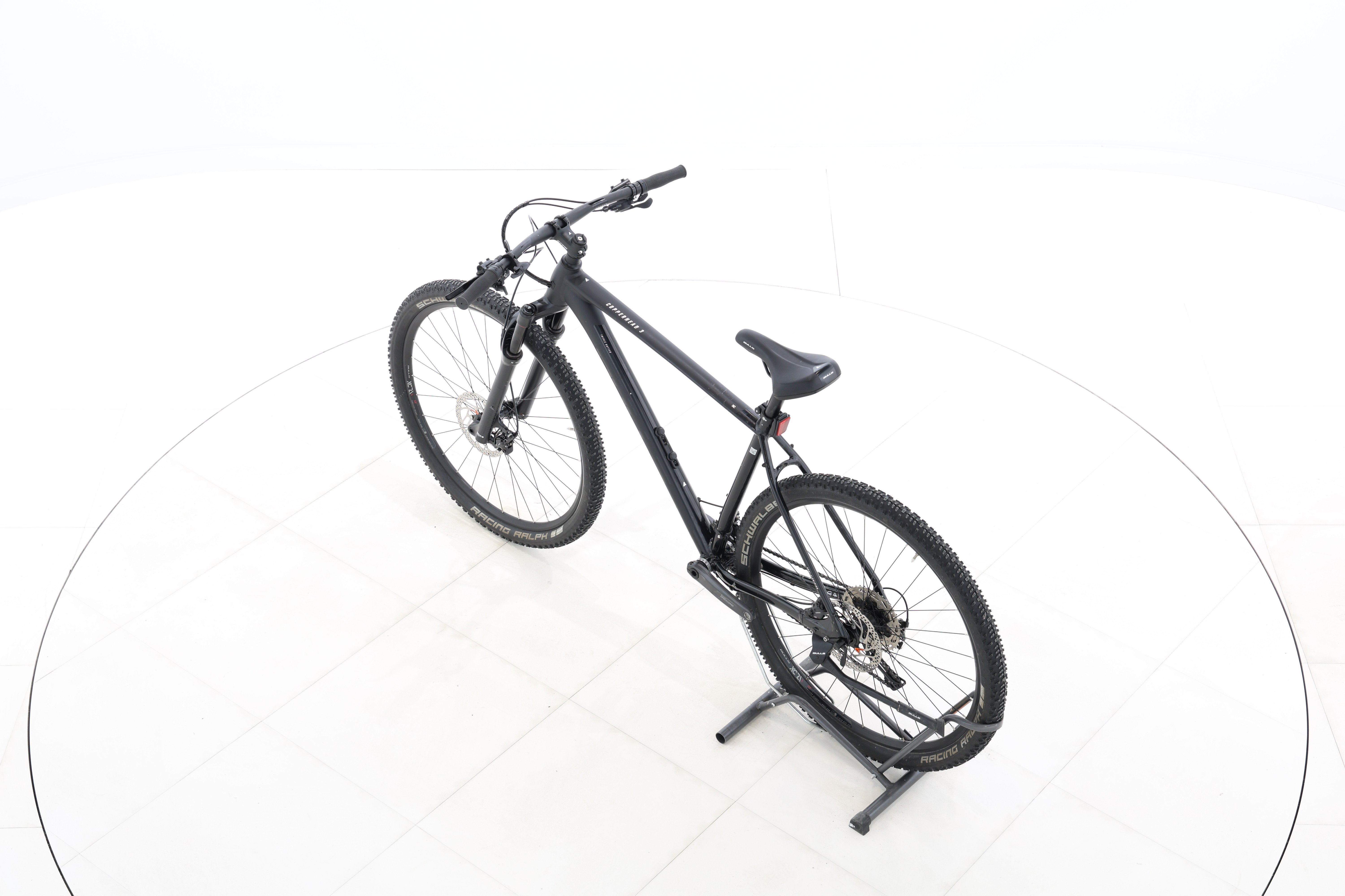 370bf821-6131-40e2-ae3c-e48aa1c132b1