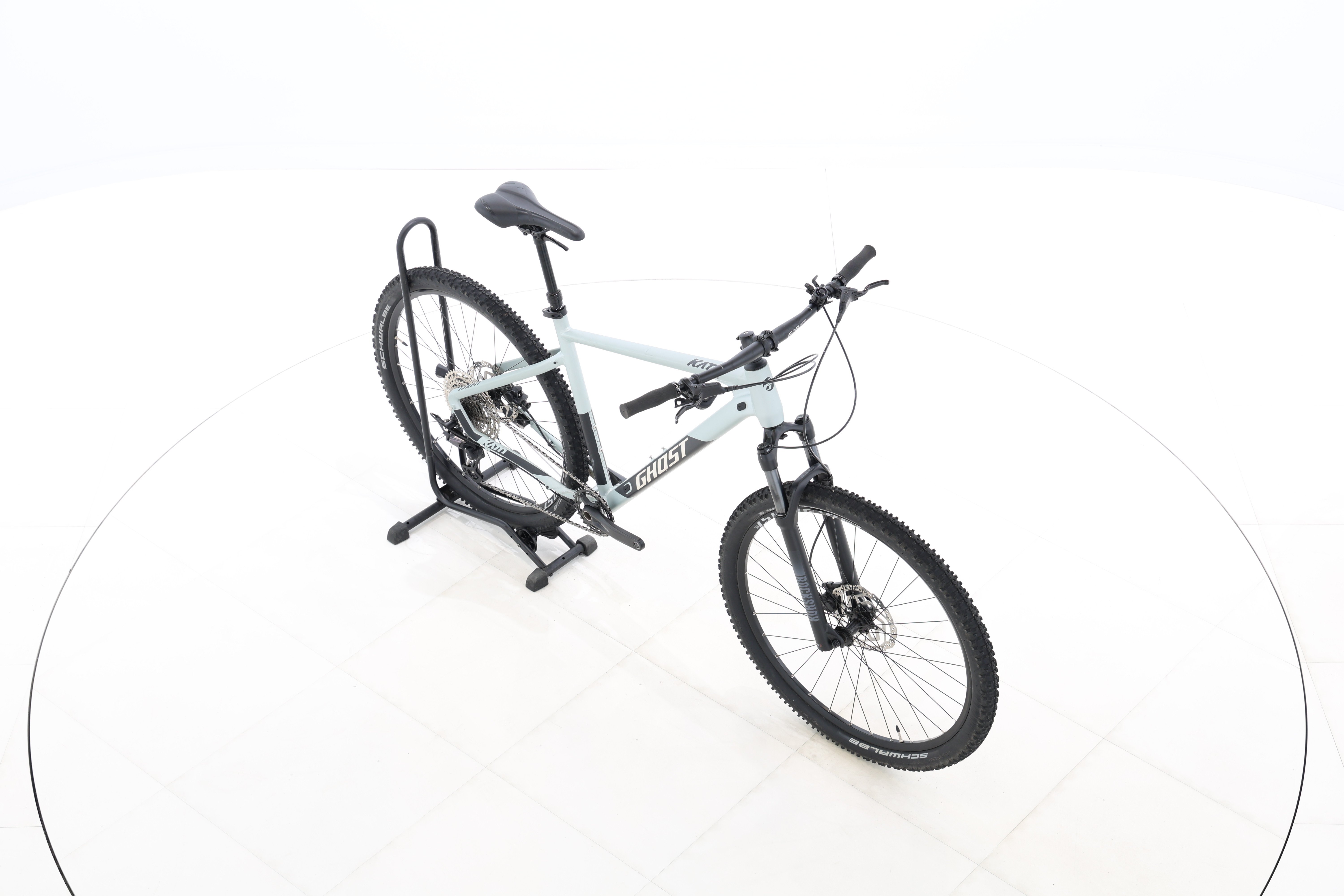 6c16645e-db59-4c47-8f9a-f1dd9d21655b