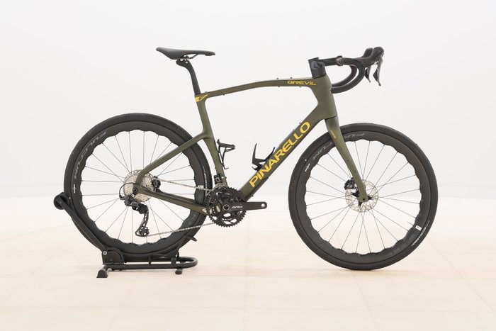 Pinarello GREVIL F3 SHIMANO GRX 820 2026