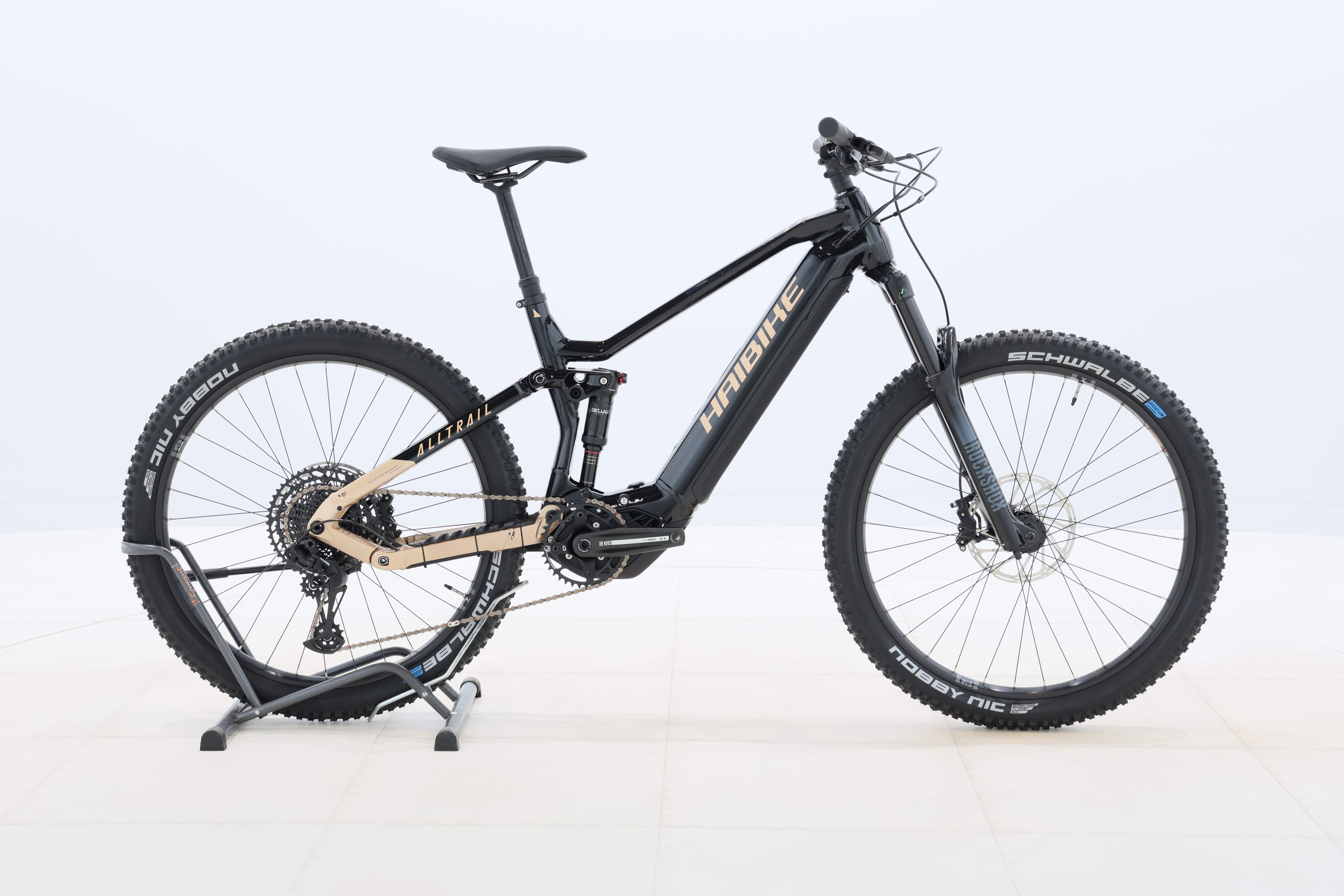 c207da6f-6485-4eb4-86e7-0e5790a6193c