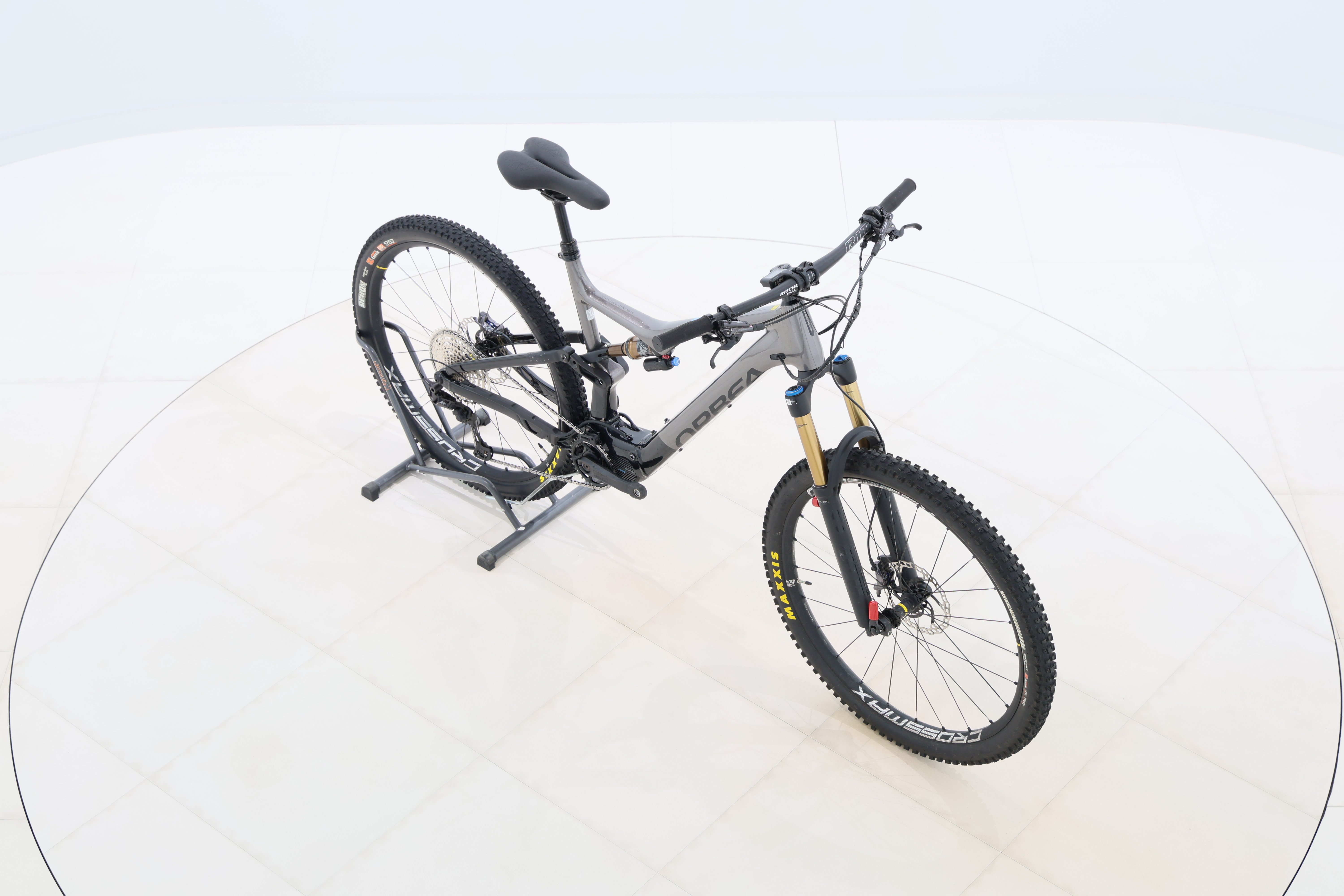 456833d4-46ca-4d6d-a3f7-3a6888a4d9e0