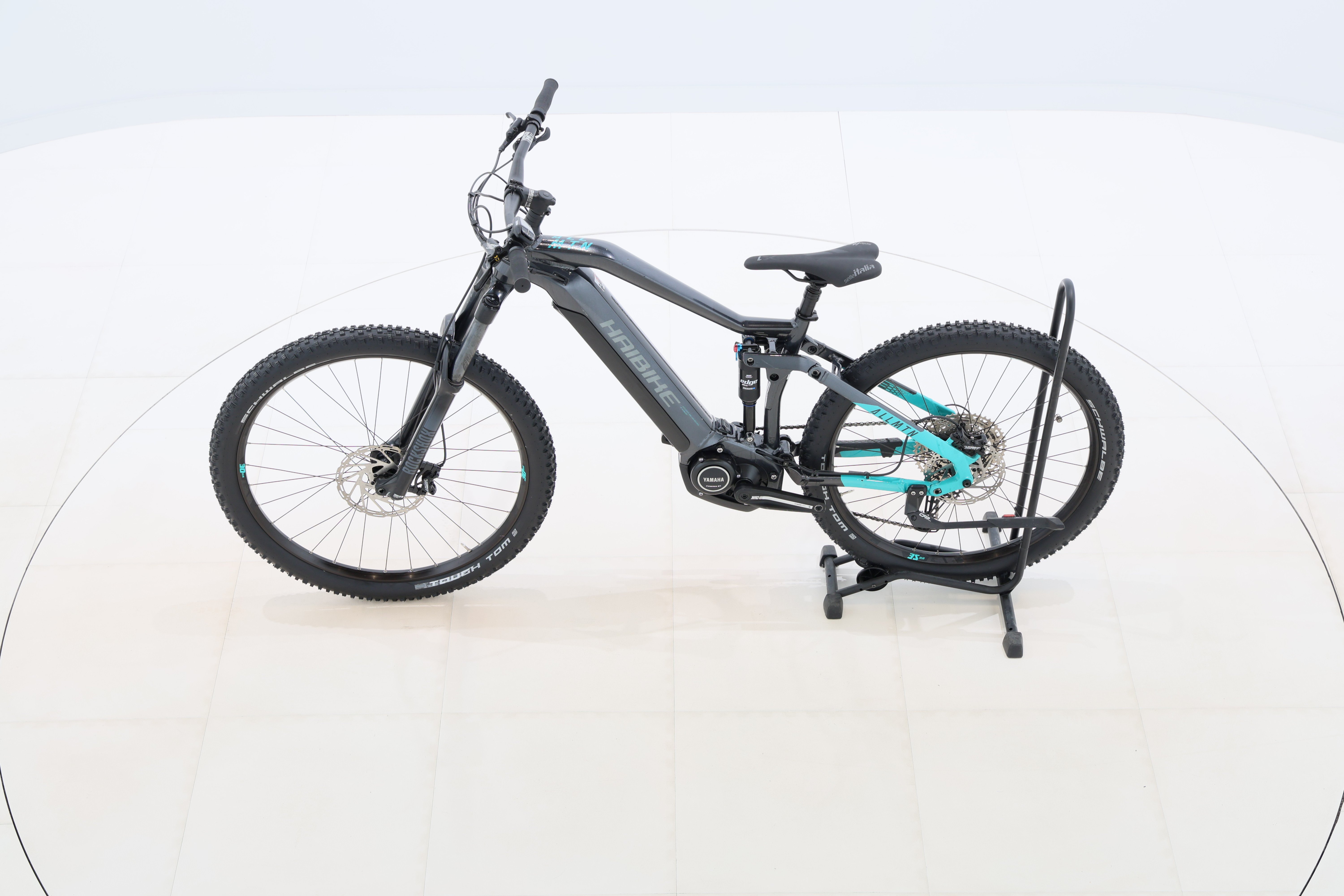 cc5a19b0-533b-4b7c-8505-42de5ea8c52c