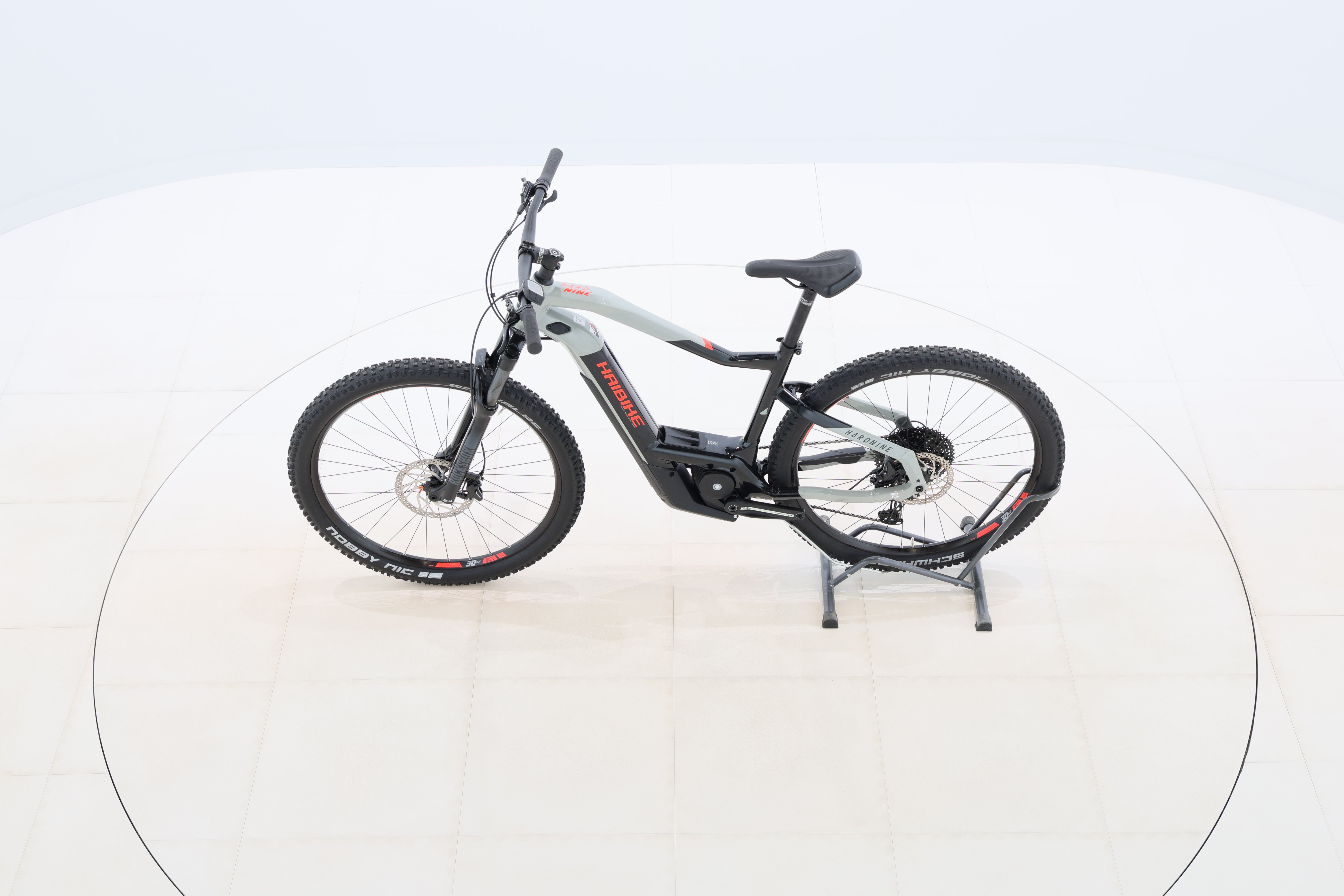 c8bddd2f-41aa-4e9b-9f63-83ba1d2326b4