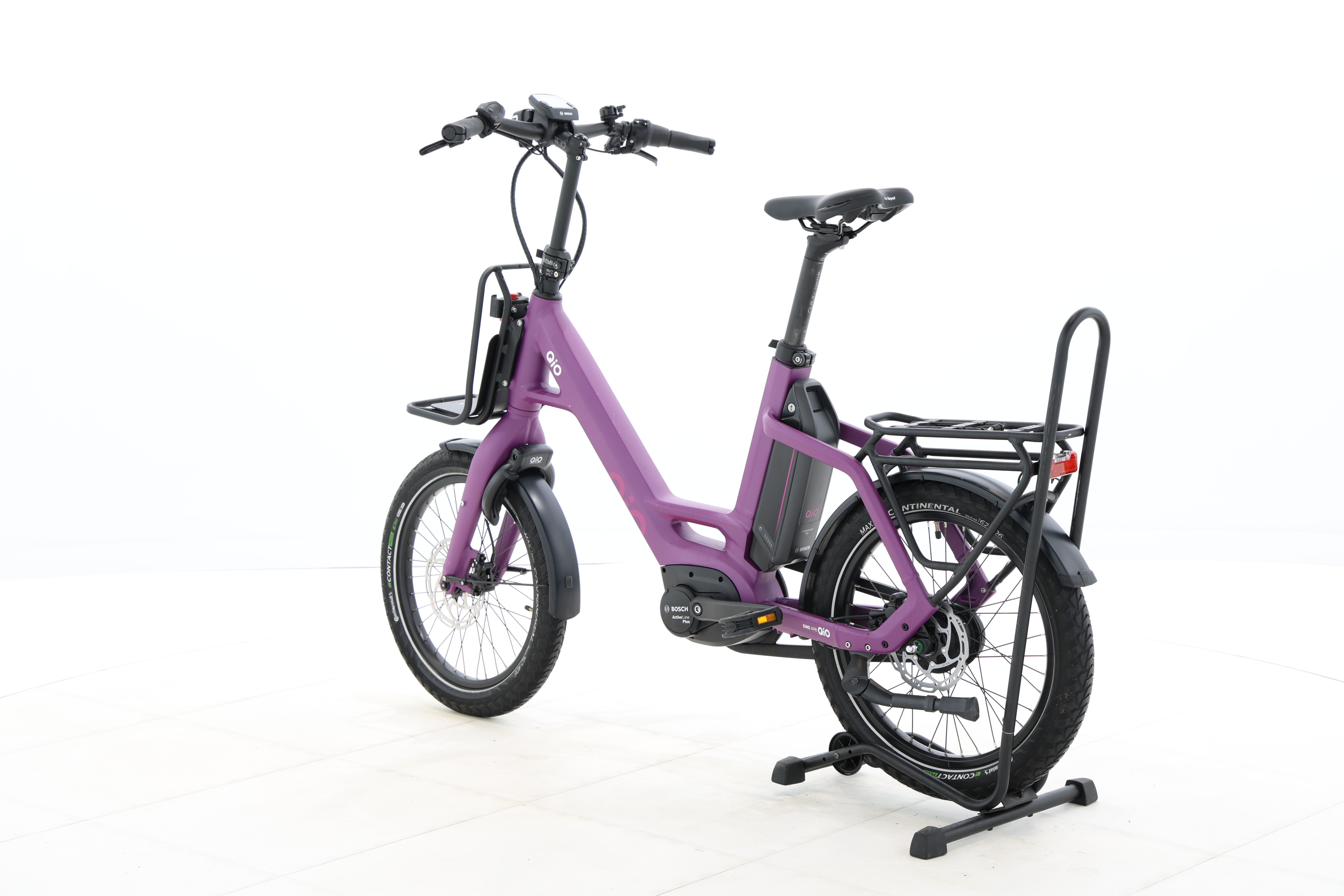 e37fb442-f870-4ead-8127-786be25c9e9e