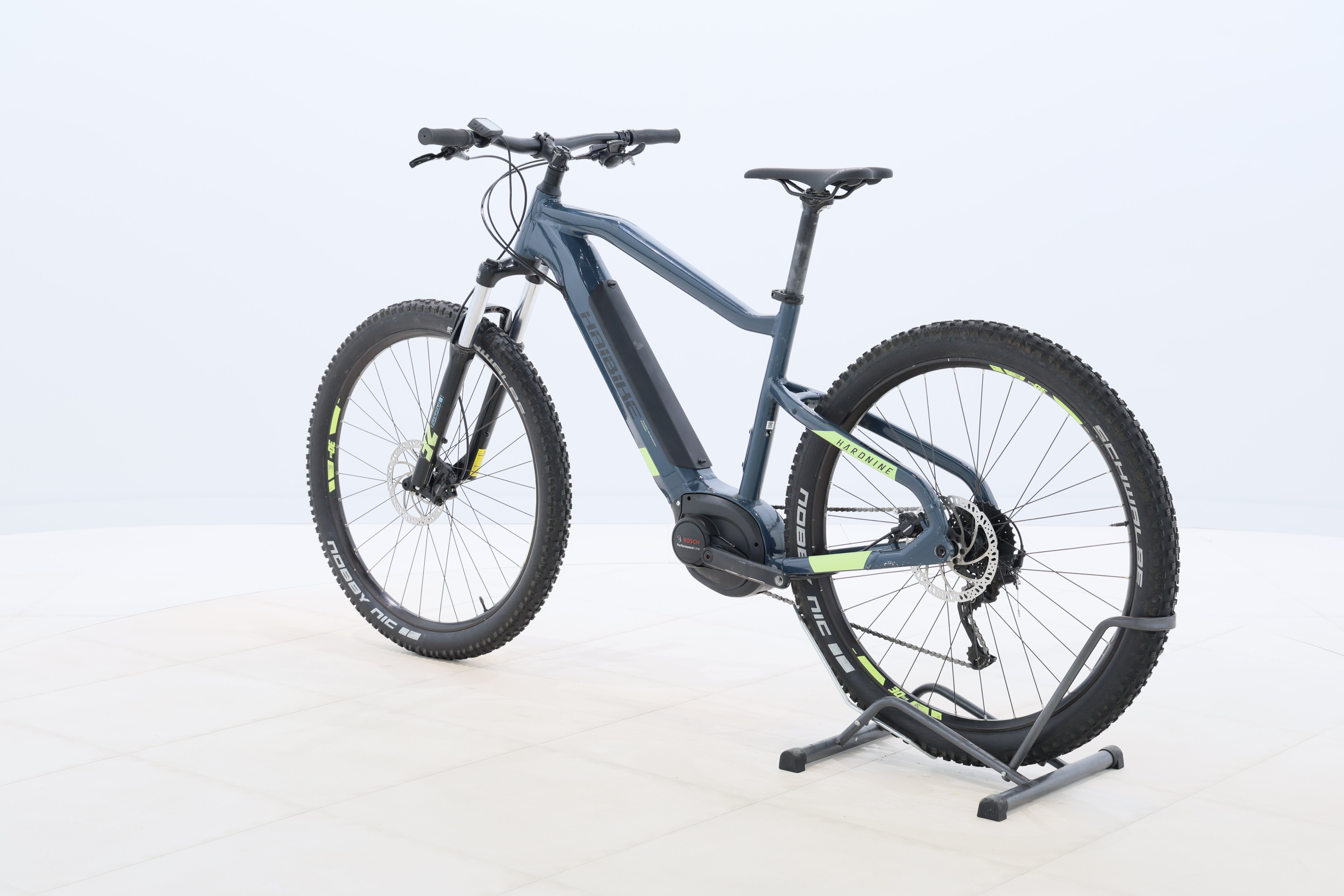 804e499c-66ab-43f0-8ad1-f50307d692b4