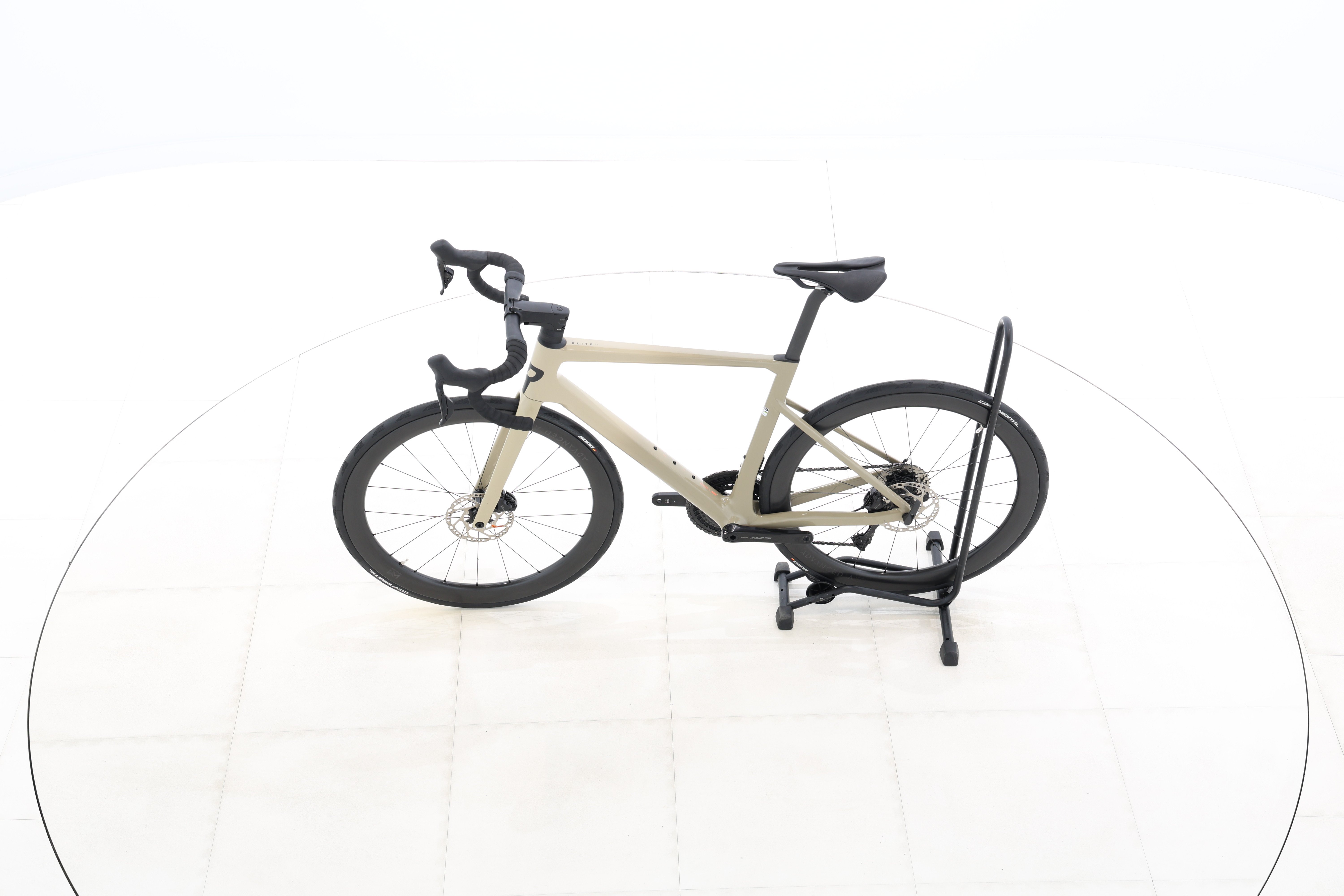 e4bb9cee-e345-4359-888e-81b5a0f23126