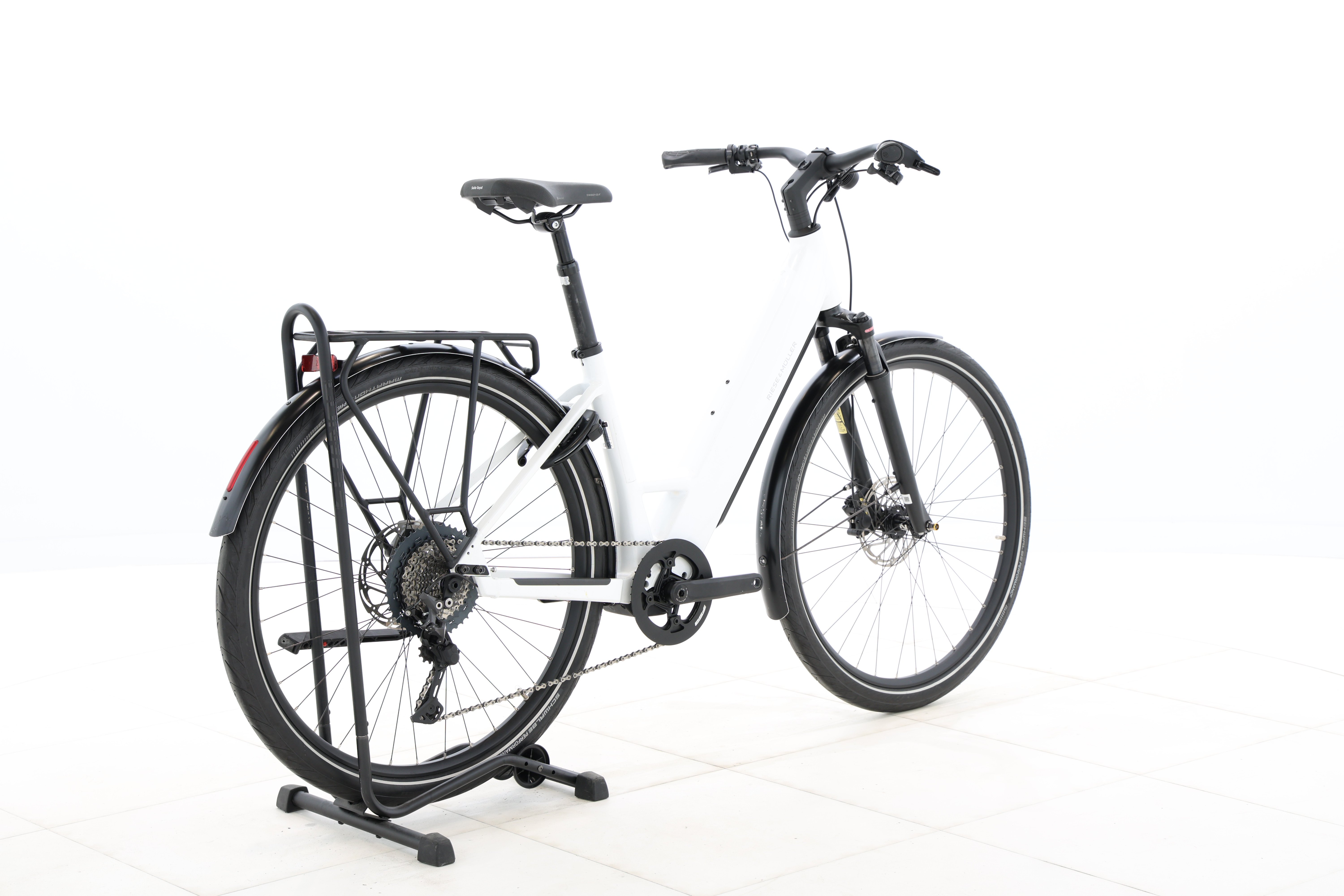 82d37472-5366-4e41-9f87-fe04979faa75