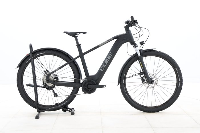 Cube REACTION HYBRID PERFORMANCE 625 2023