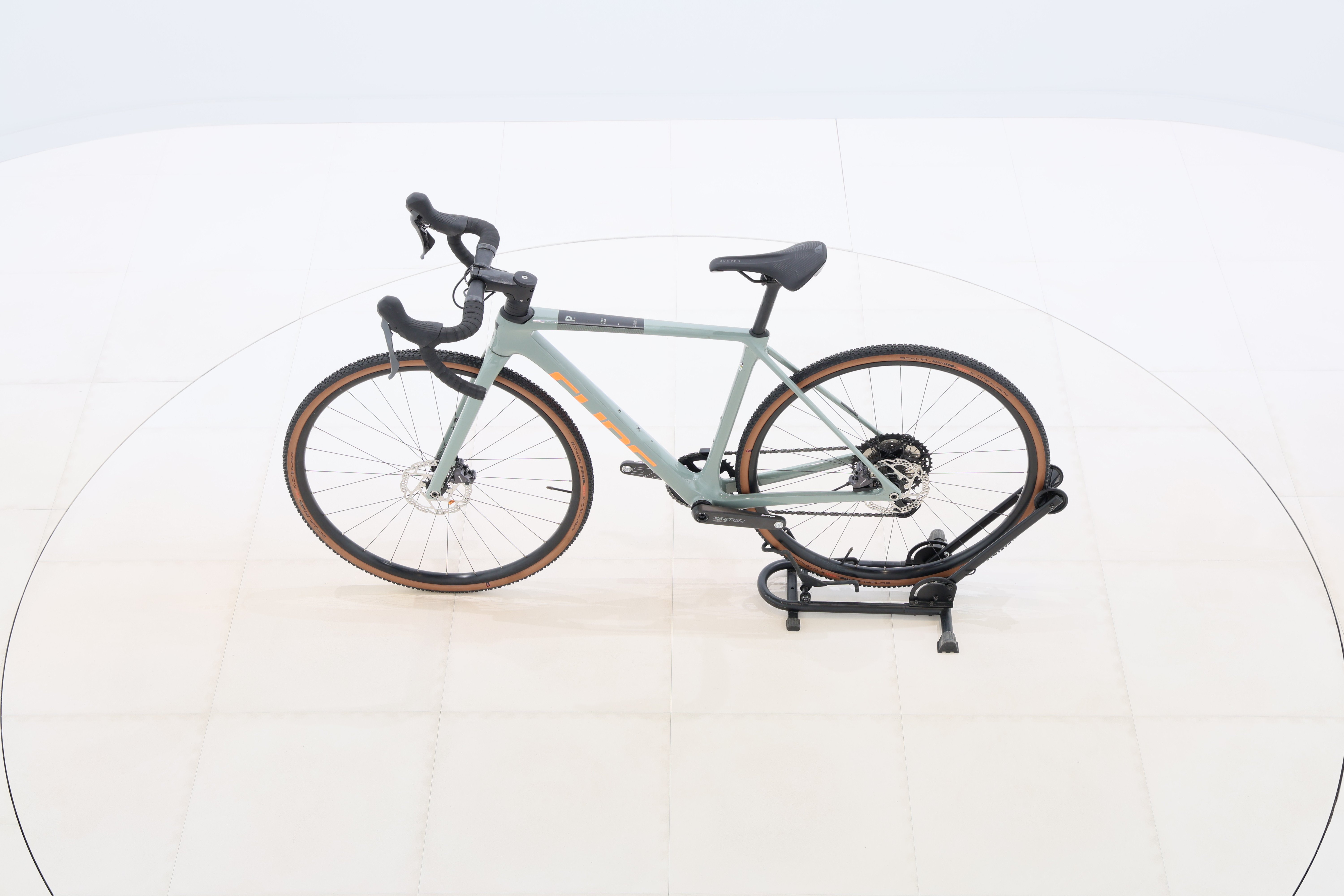 21d7b5d8-9de3-4244-9449-3470442f591c