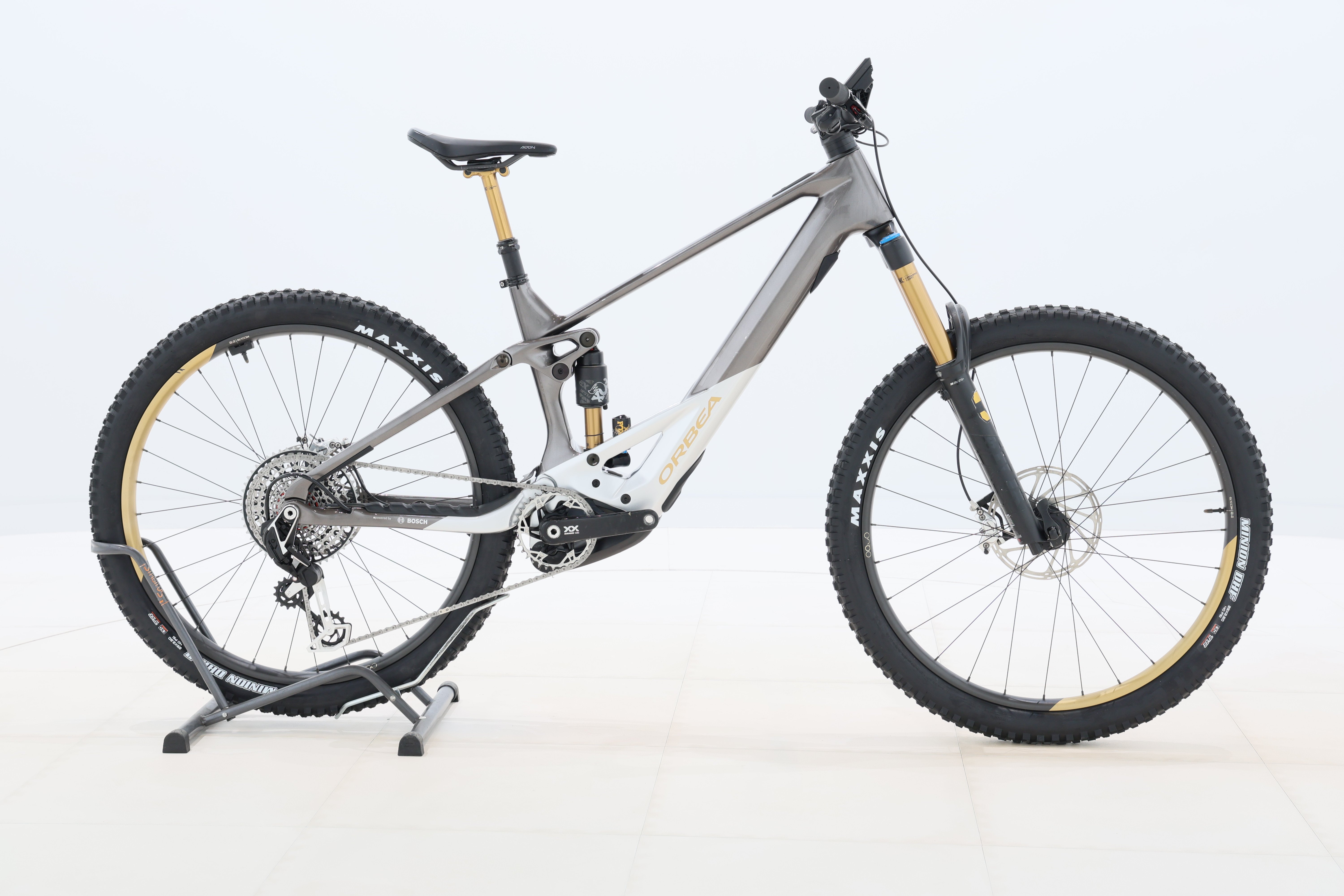 3fdd685f-f145-43ef-ad9a-01a57fcde369