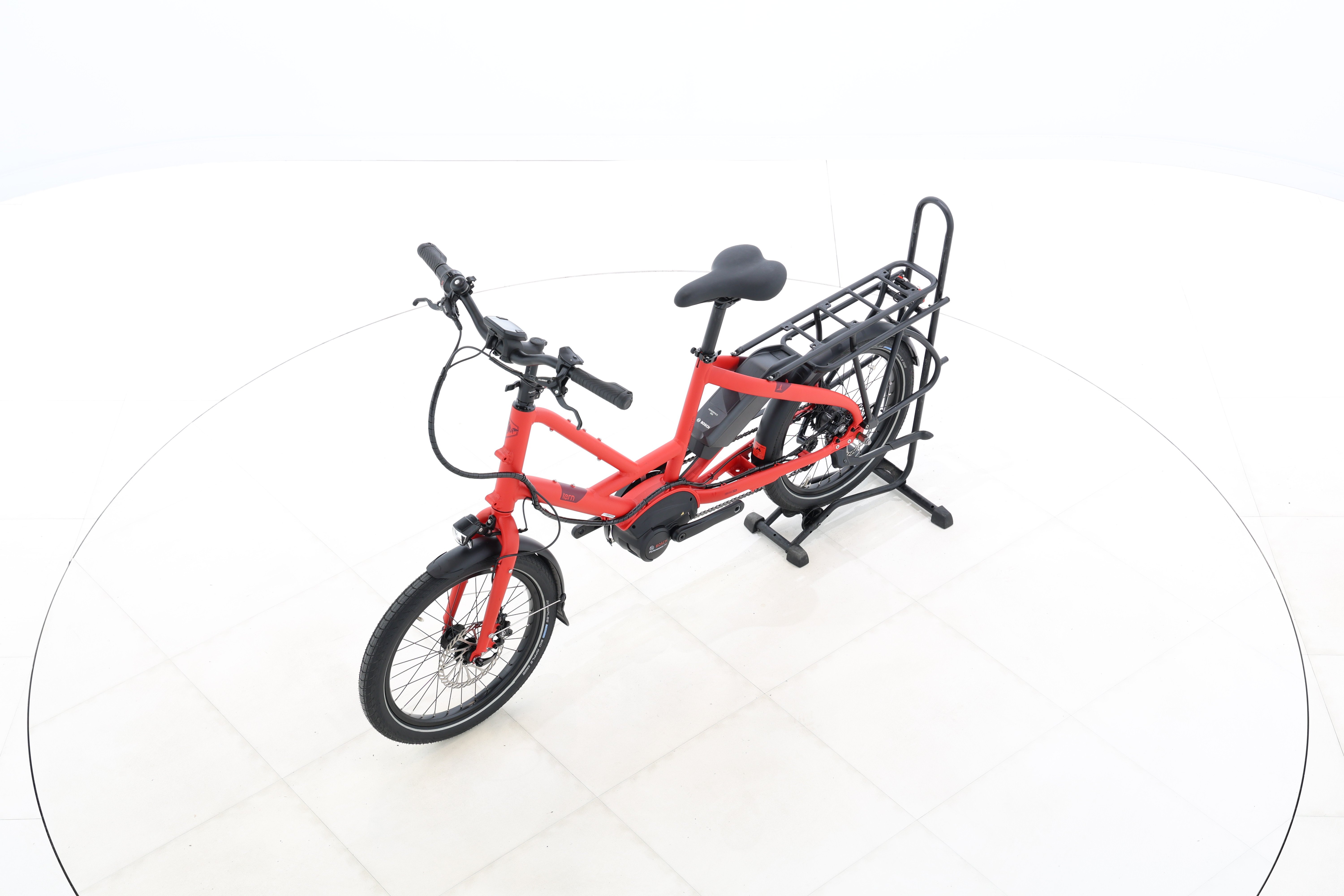 f06ac40c-dd4b-4a77-b605-a8f3c2de17a3