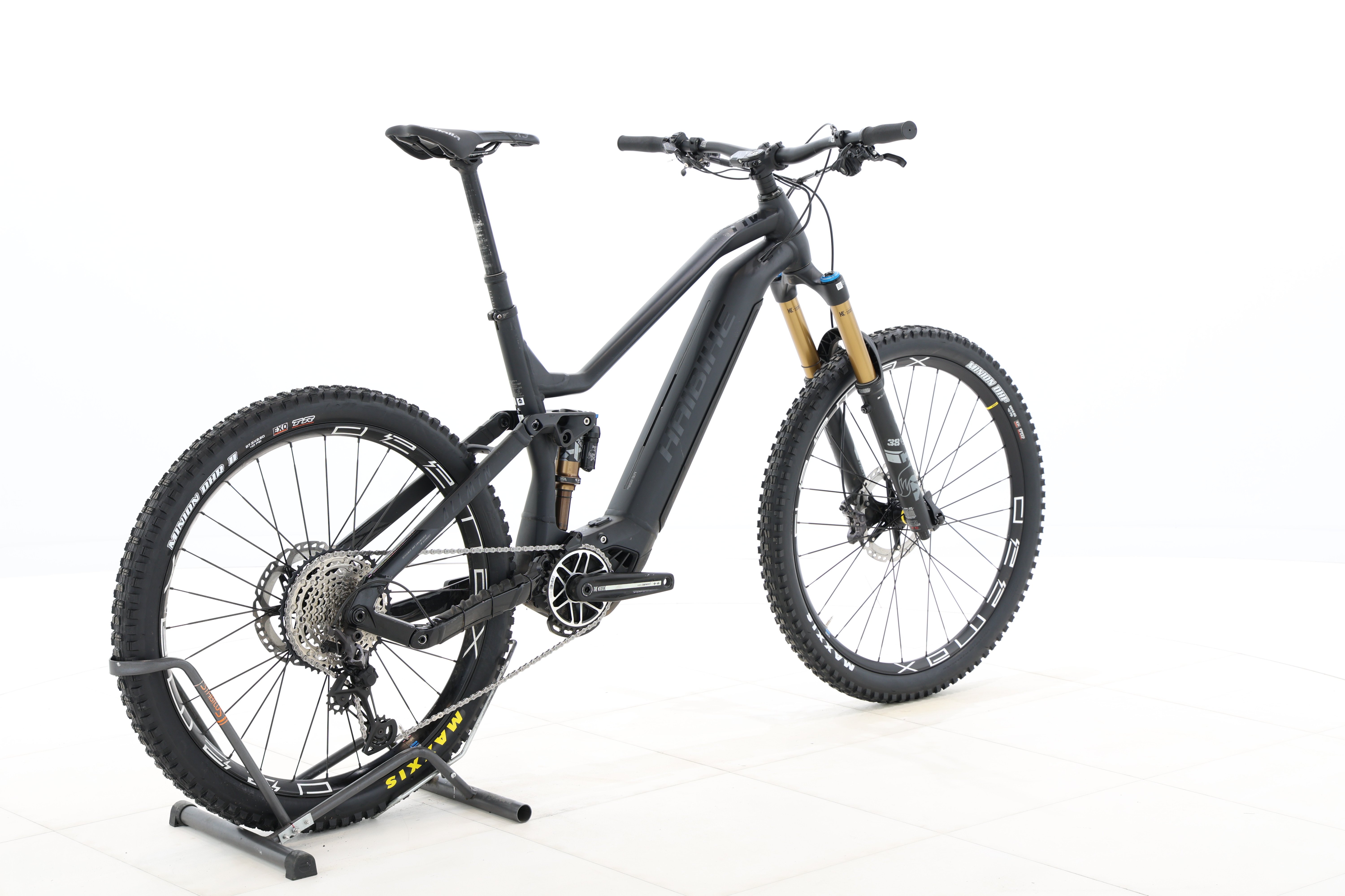 8f9d82d1-c05e-4586-833e-222f8dafcf83