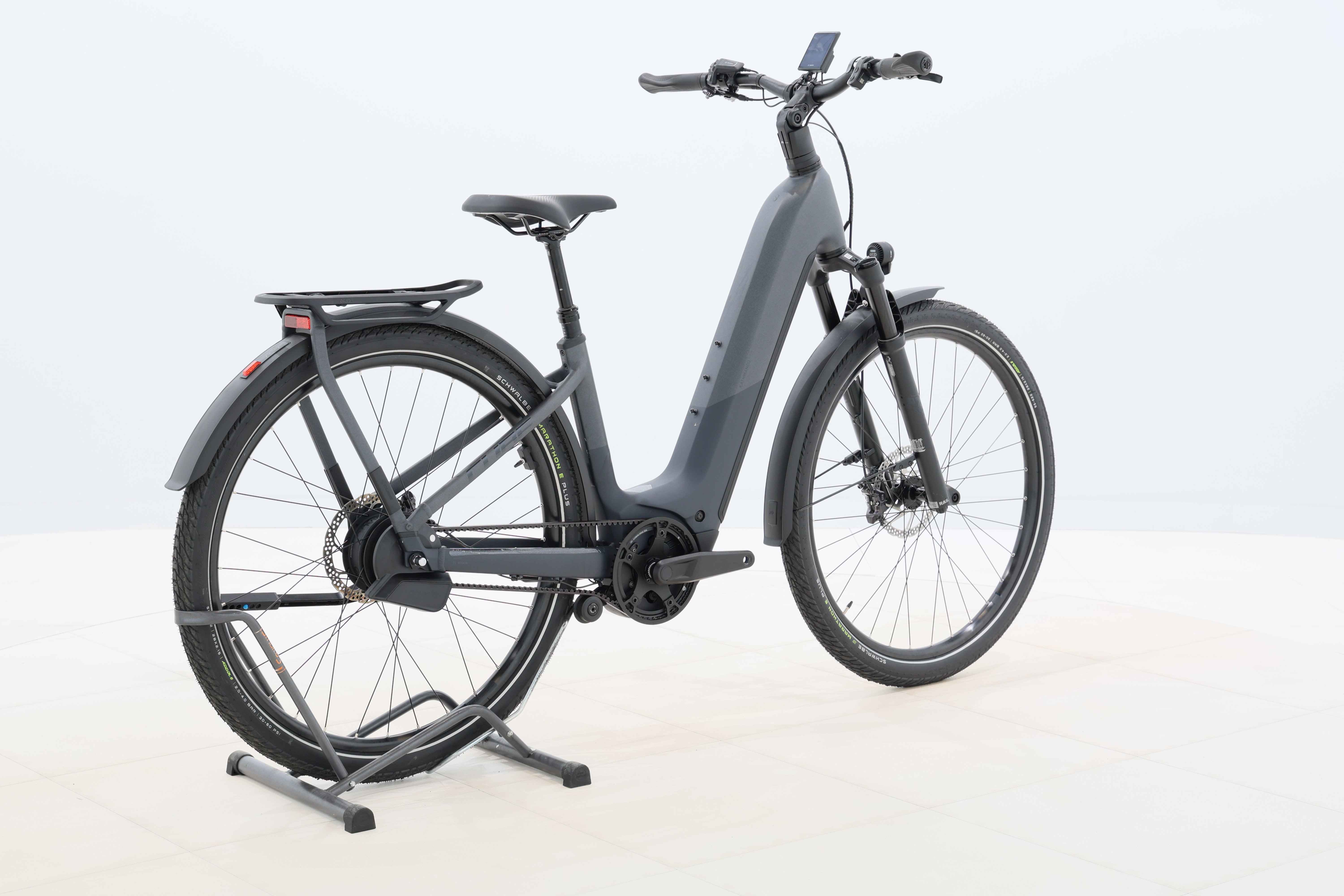 c1a8e313-b046-4b5b-a705-498f5d93201a