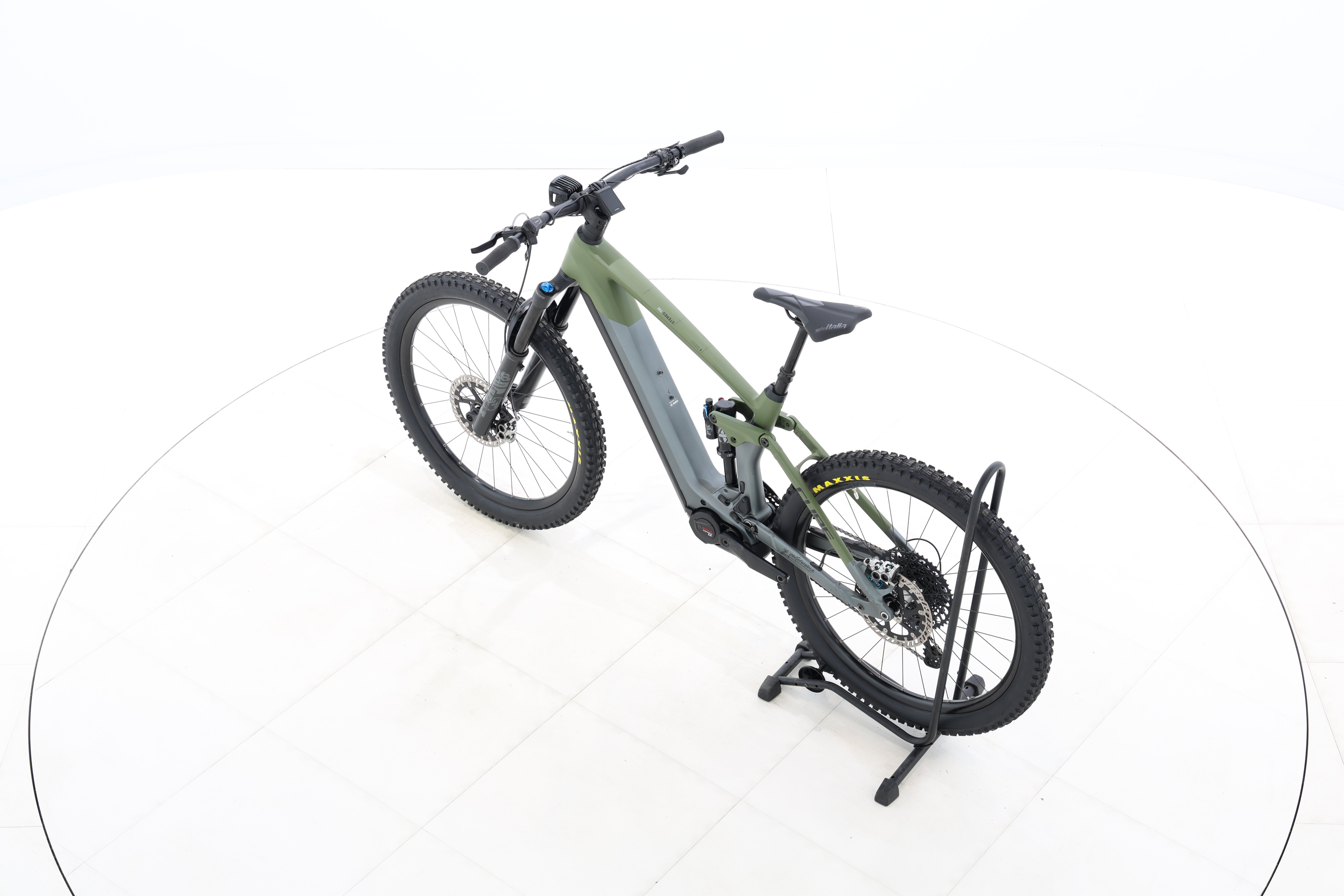 0fb26e23-0662-4cea-9fec-d57b3729fe49