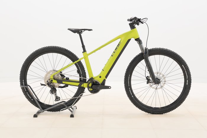 Cube Reaction Hybrid Race 800 2025