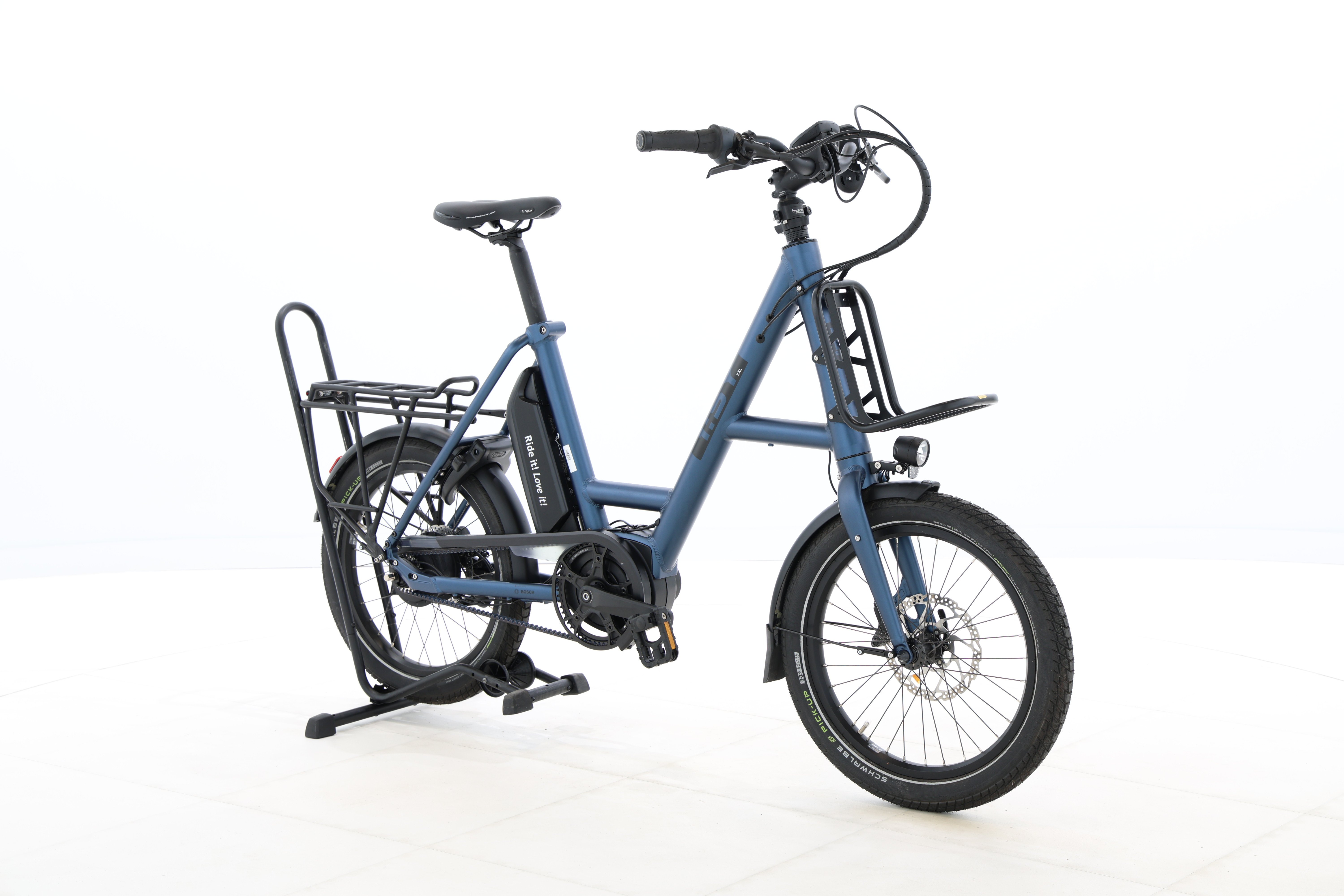 f462613b-3e6b-49c0-b6b8-57d5f2786598