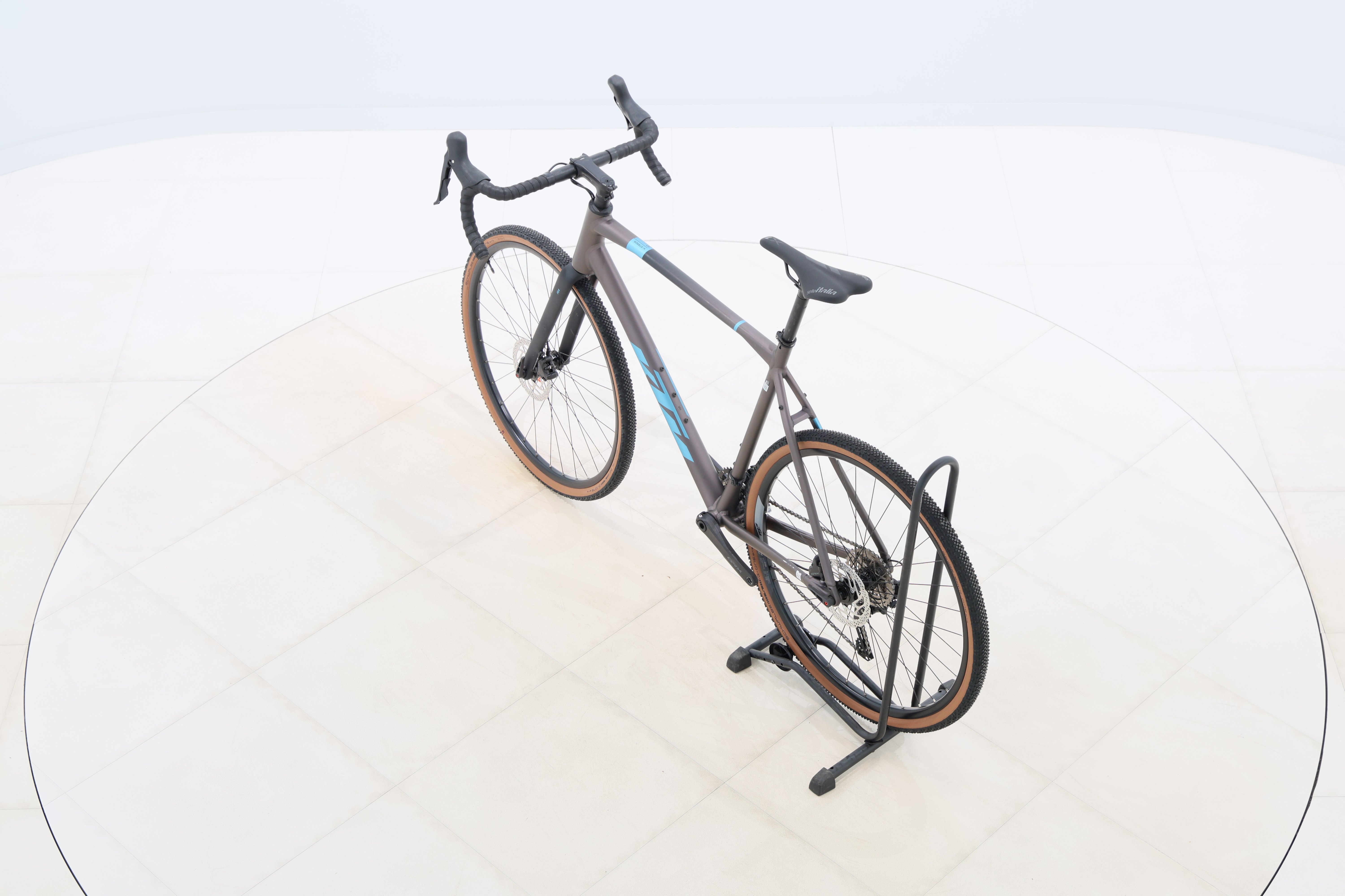 ce1f16ba-b784-4b67-a6b5-84f16fc9e1e7