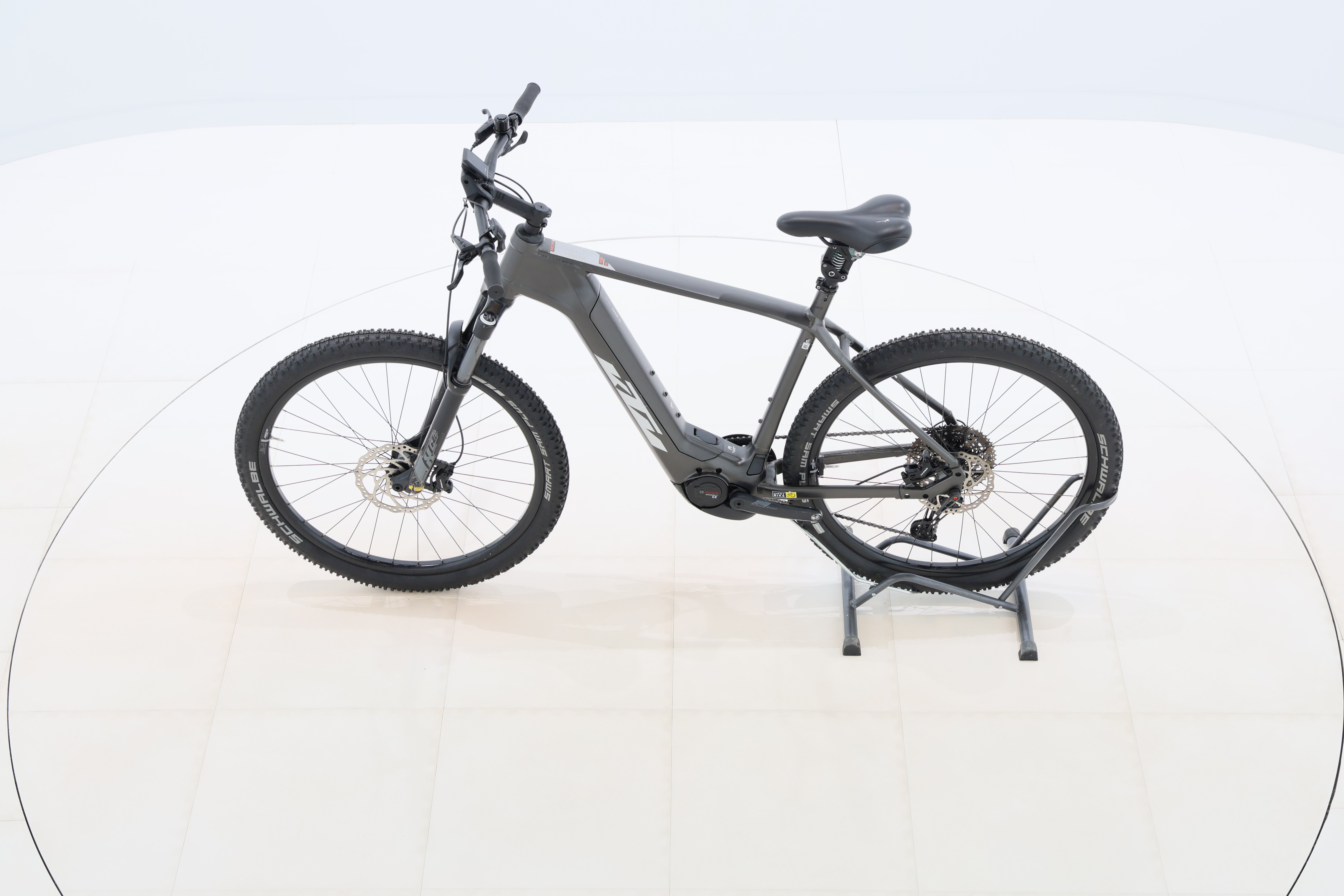 a3570b51-fcc9-40ca-a234-9036ba9f3dae