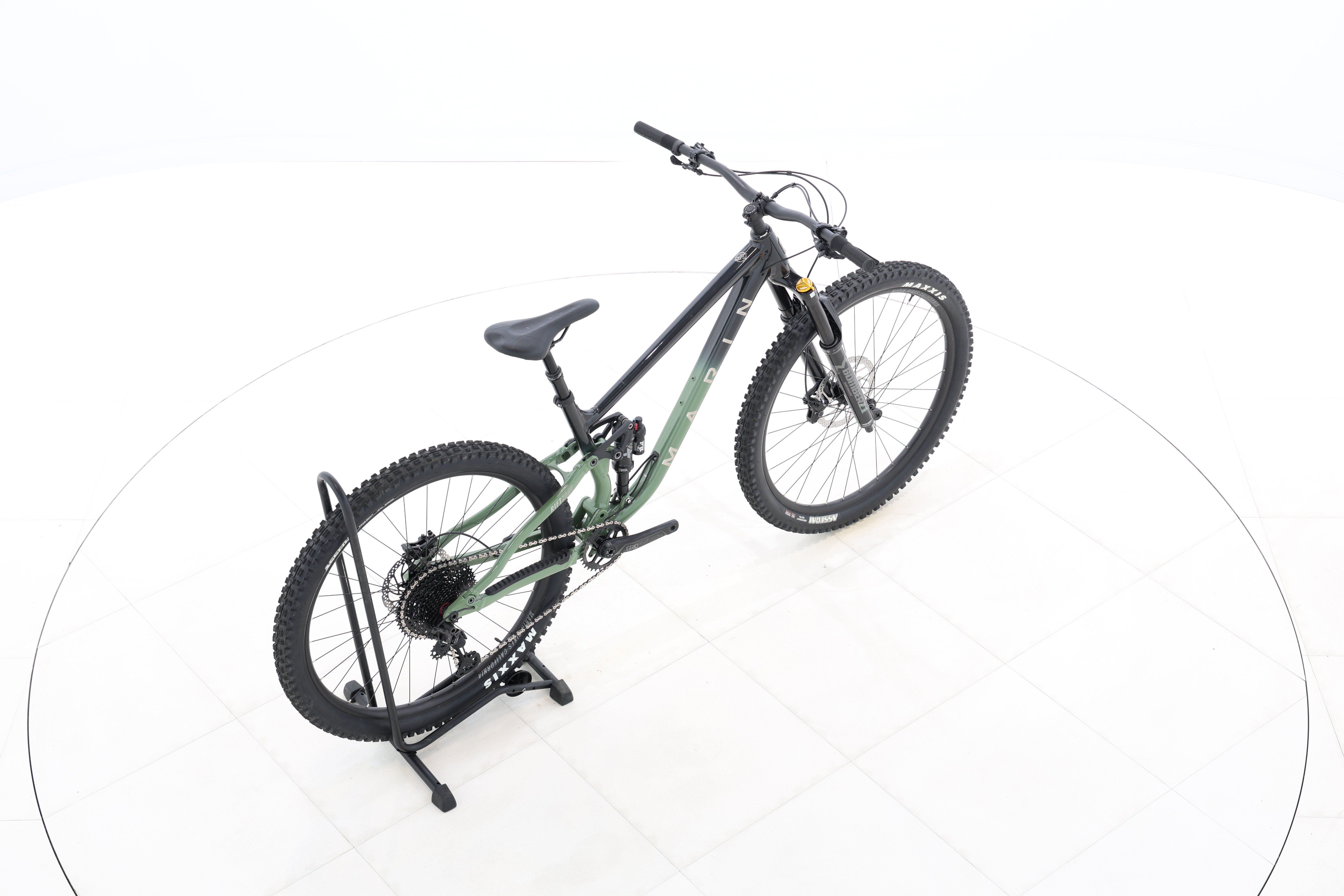 0ab34dcf-08f0-438d-95cc-183979cc1b30