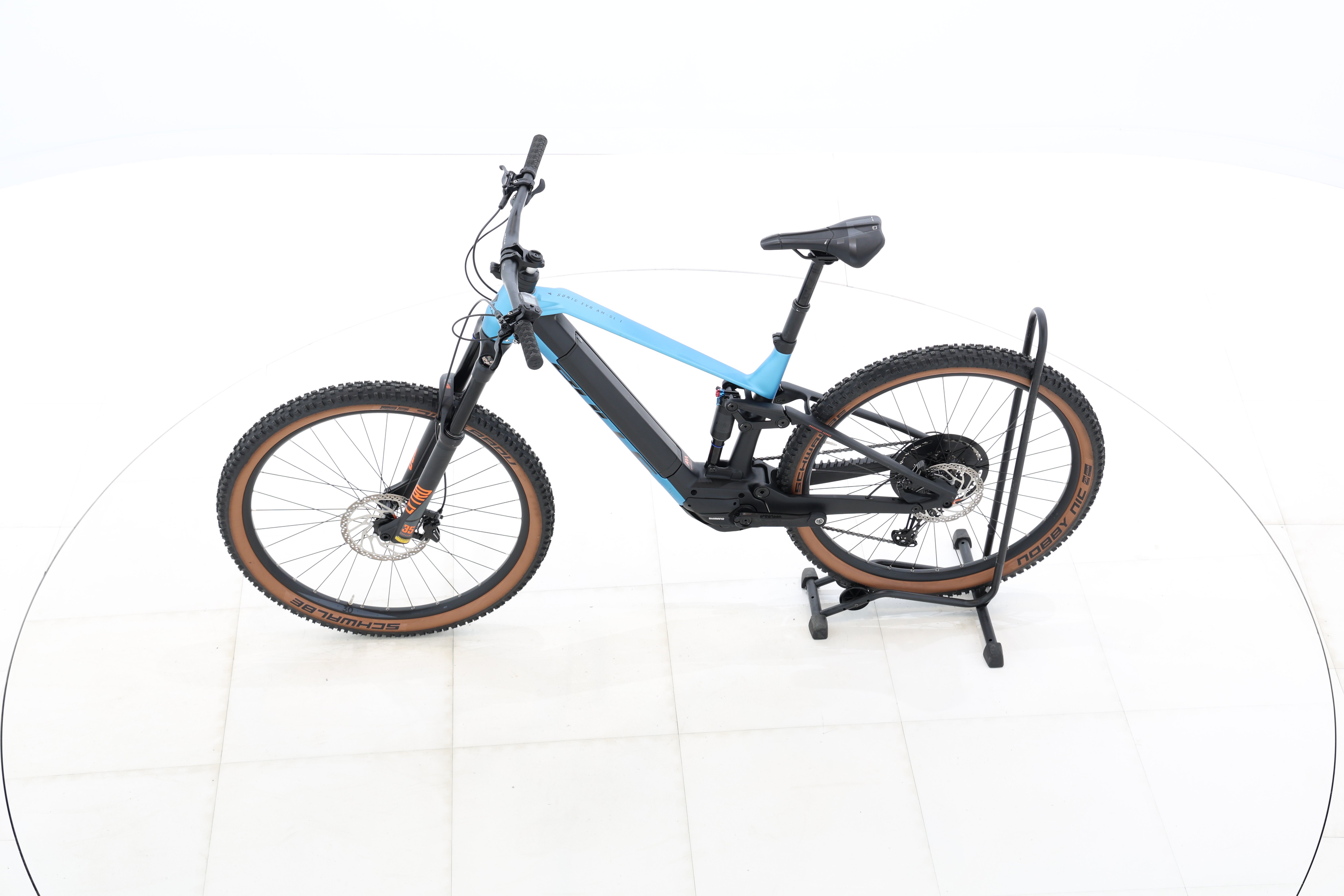 d821edc5-9de4-4829-a582-34fce85aadcc