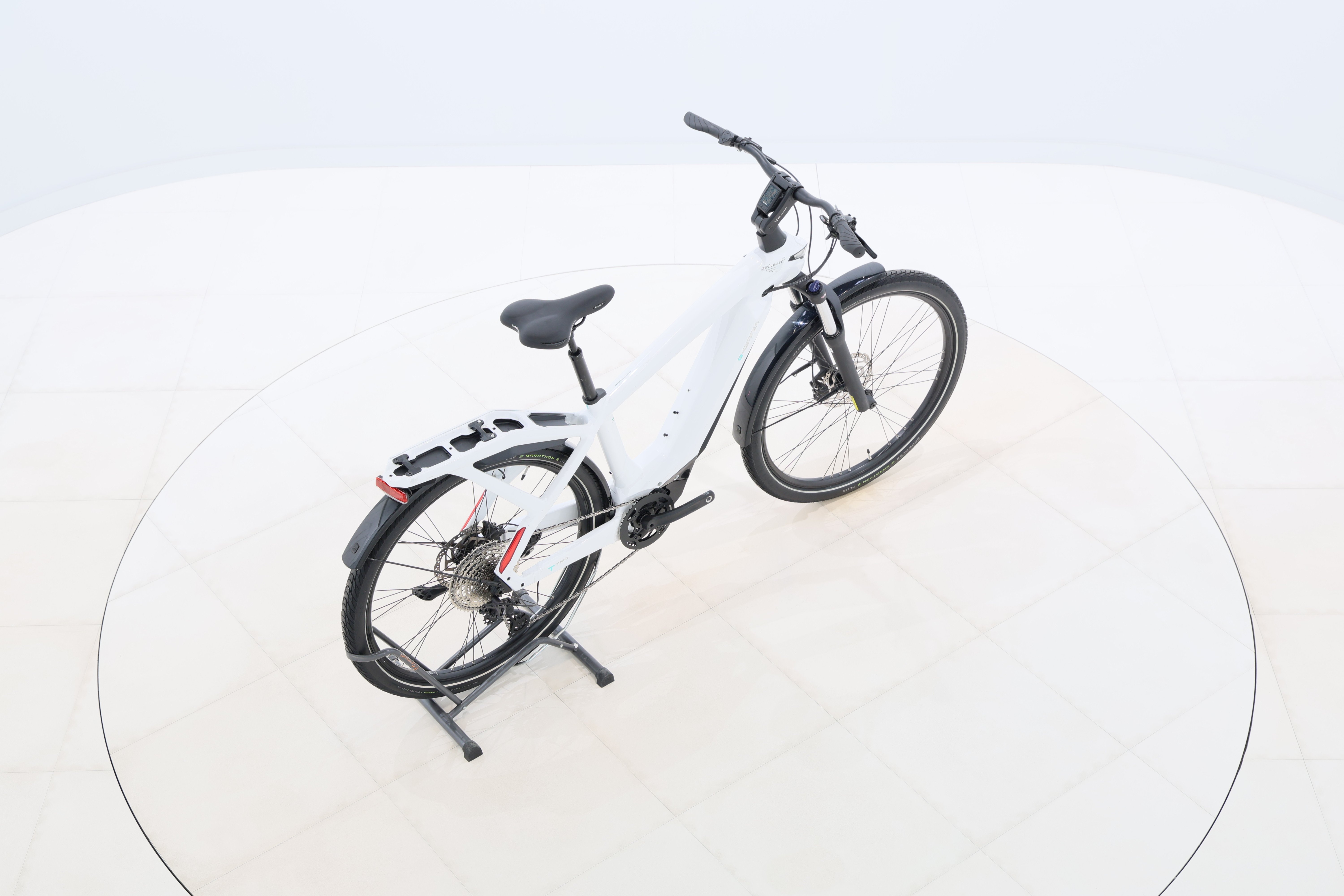 90e0dc20-5244-4962-b821-65ad2e3947f7