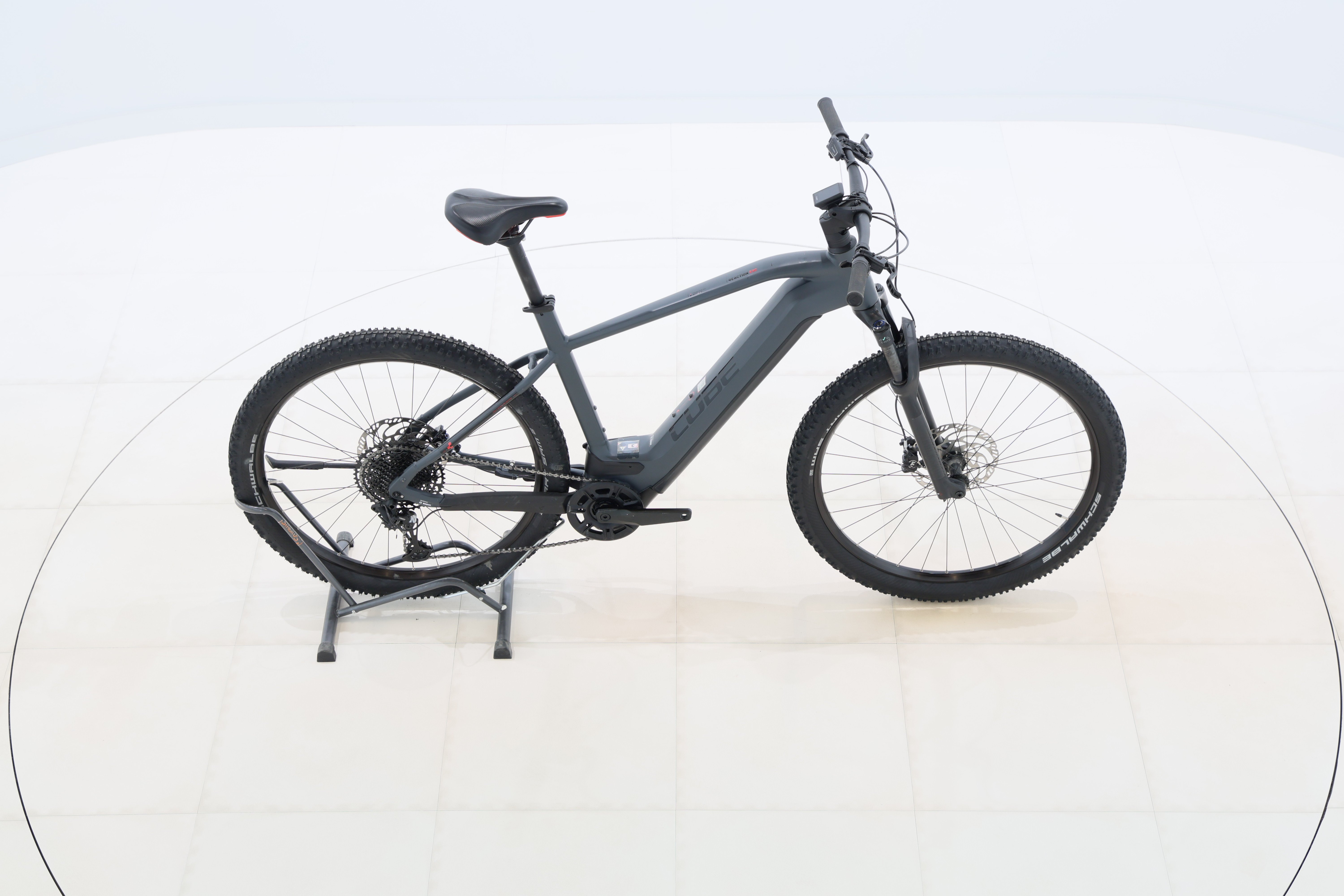 8ee196f2-5832-4e5b-83a1-773c5d04f487