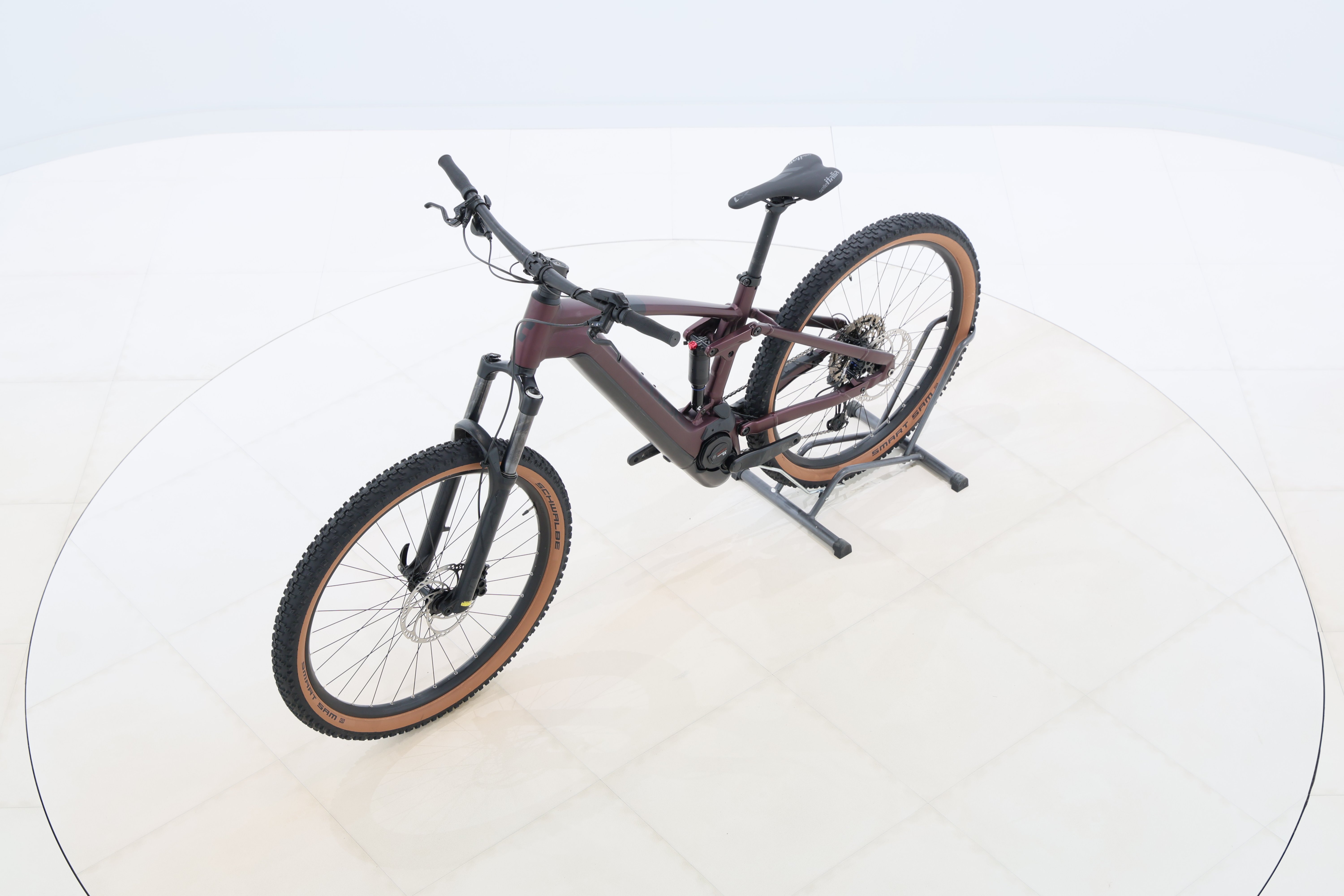 16c6fe26-7c0d-40ca-a575-47c9d84045cc