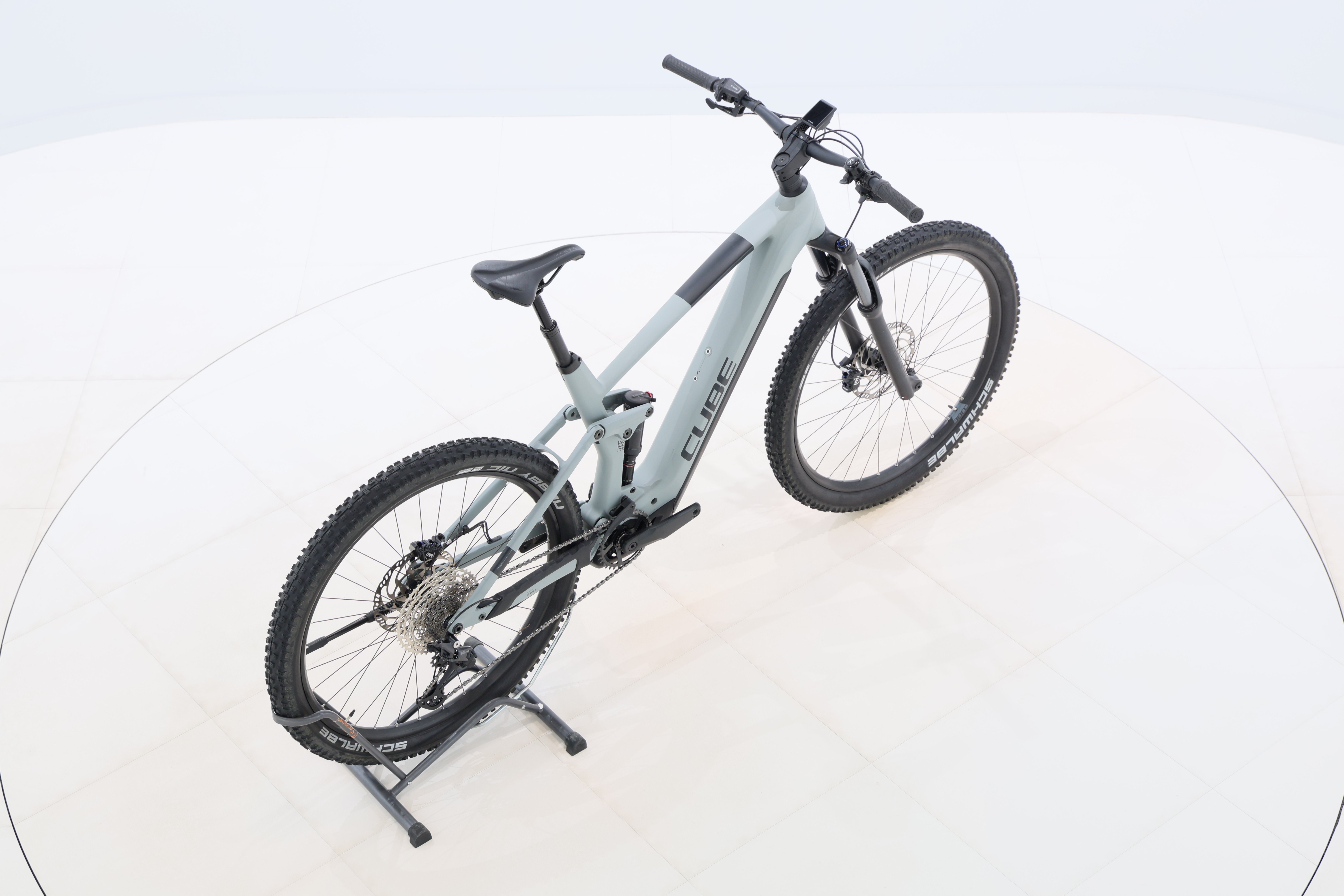 acbf6418-127c-431f-b78d-07e0684ad8a0