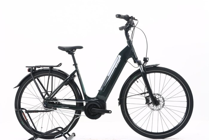Raleigh BRISTOL 8 2022
