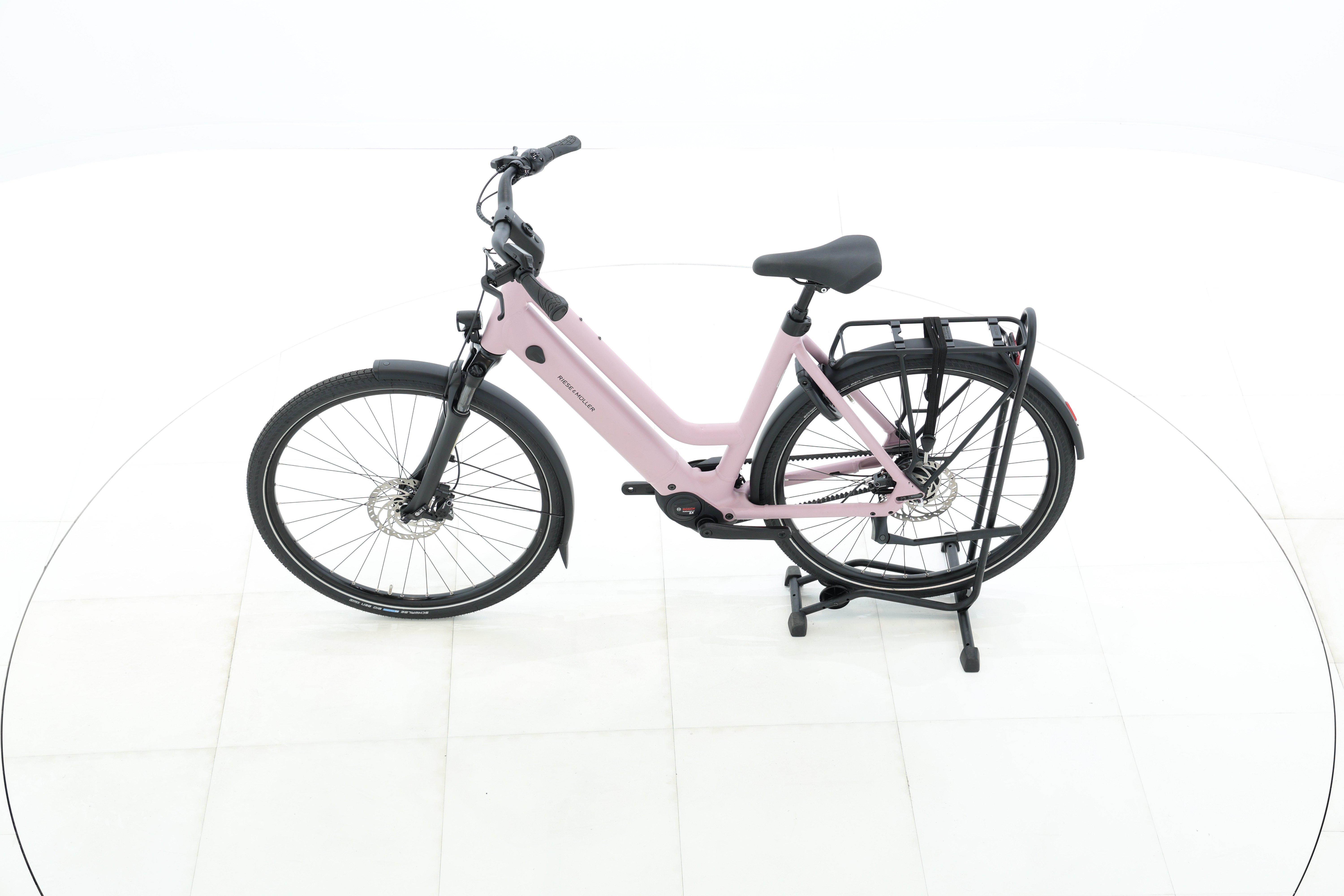 926c9a88-c3f9-4a8a-b852-04fb0c8e45de