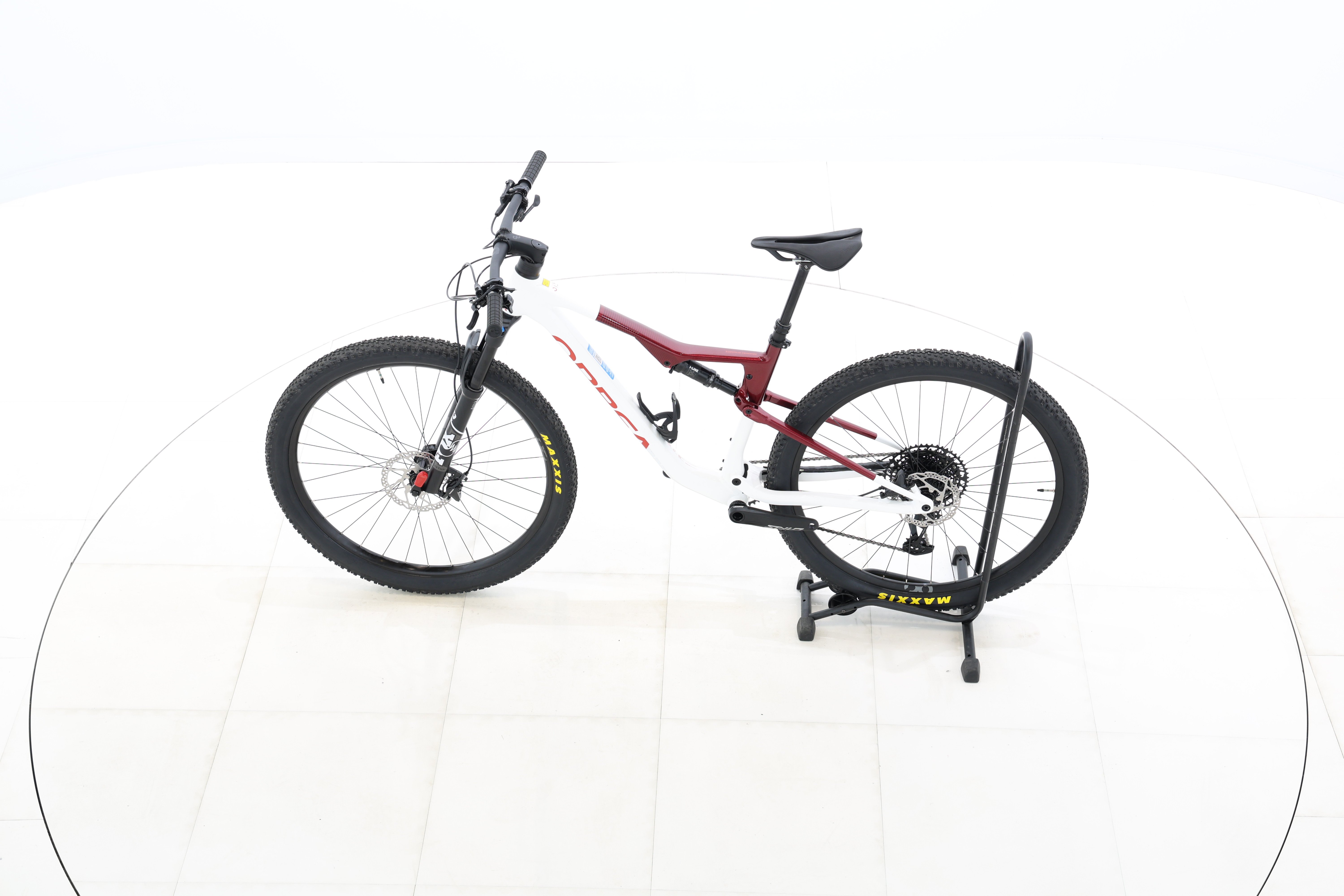 0d4fa573-85d7-4a10-a360-957b99b1fd9a