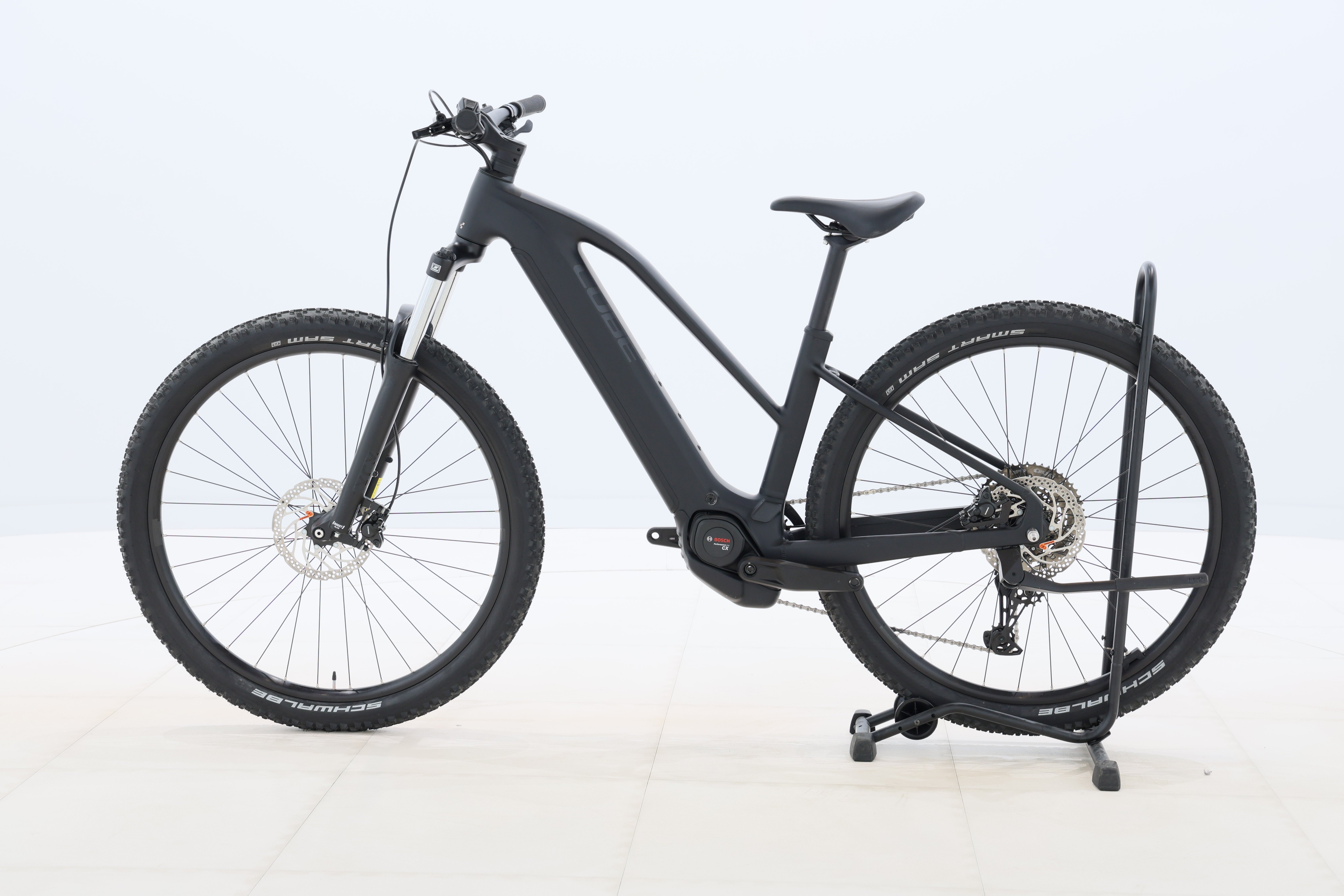 b064ccde-67ce-4788-85f3-507fe360826e