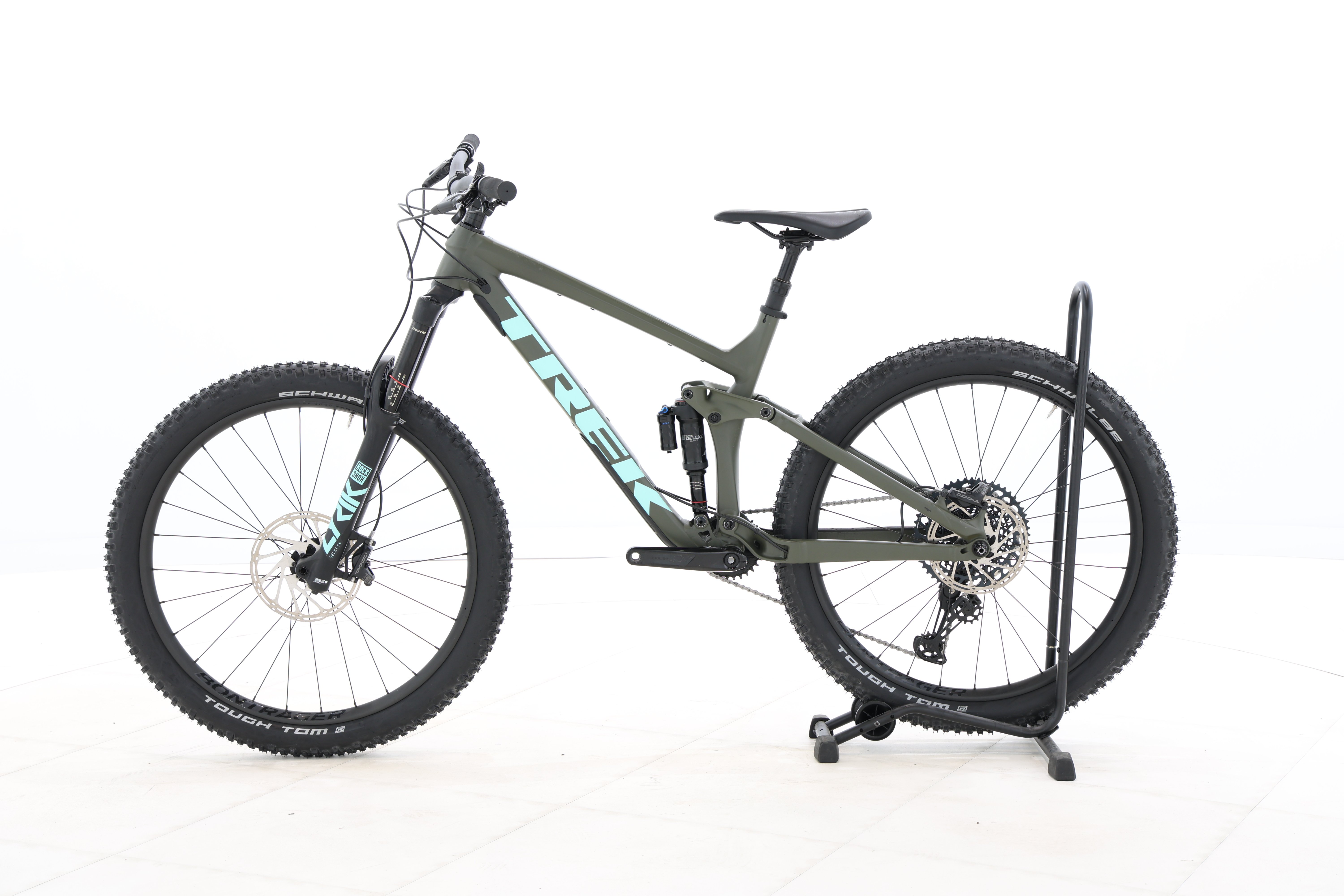 c14ad00e-c384-45c0-9e37-17b9bda1222d