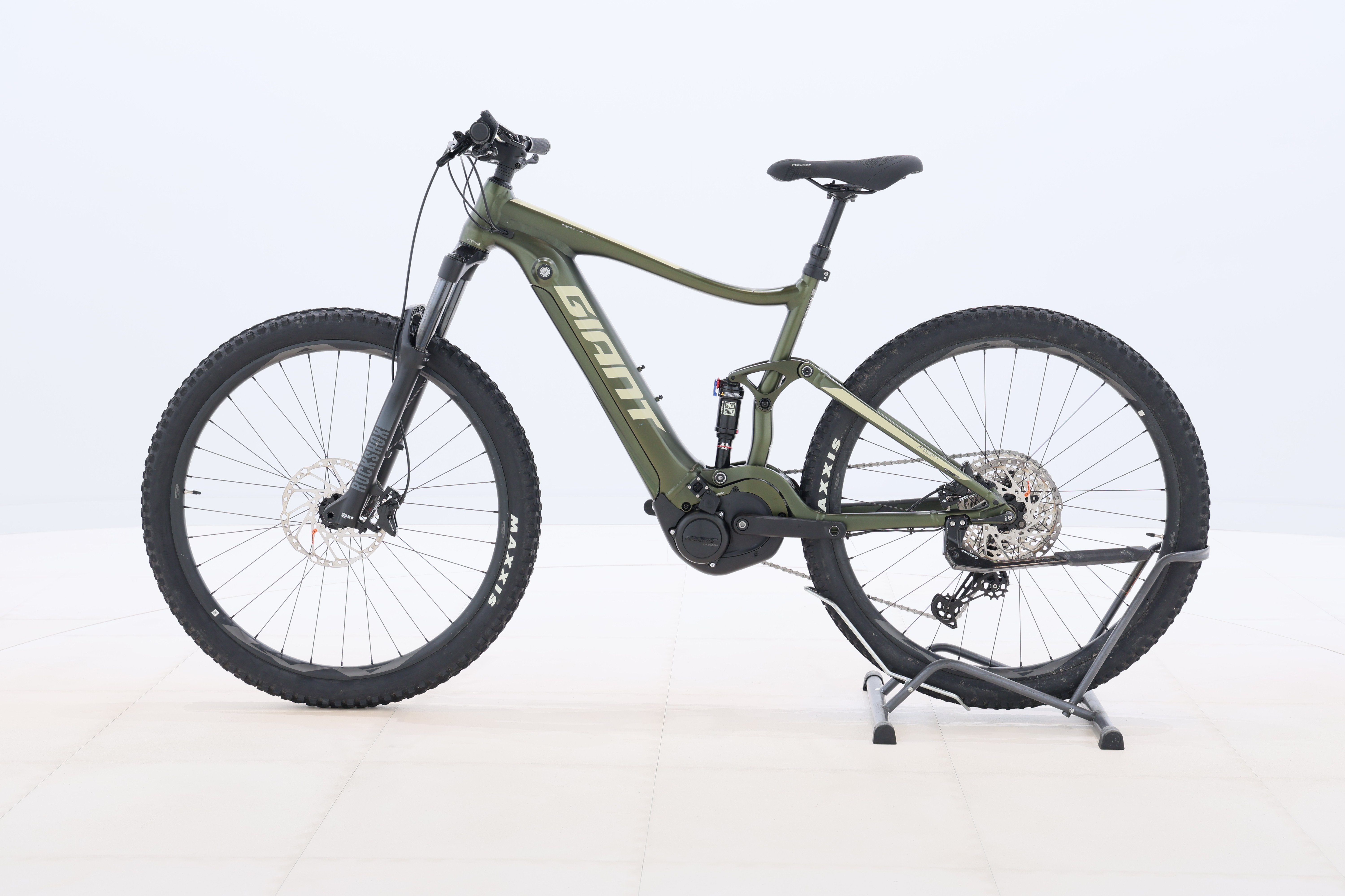 e9deafc1-f547-4ab5-a0a8-fa57b18dc9c9