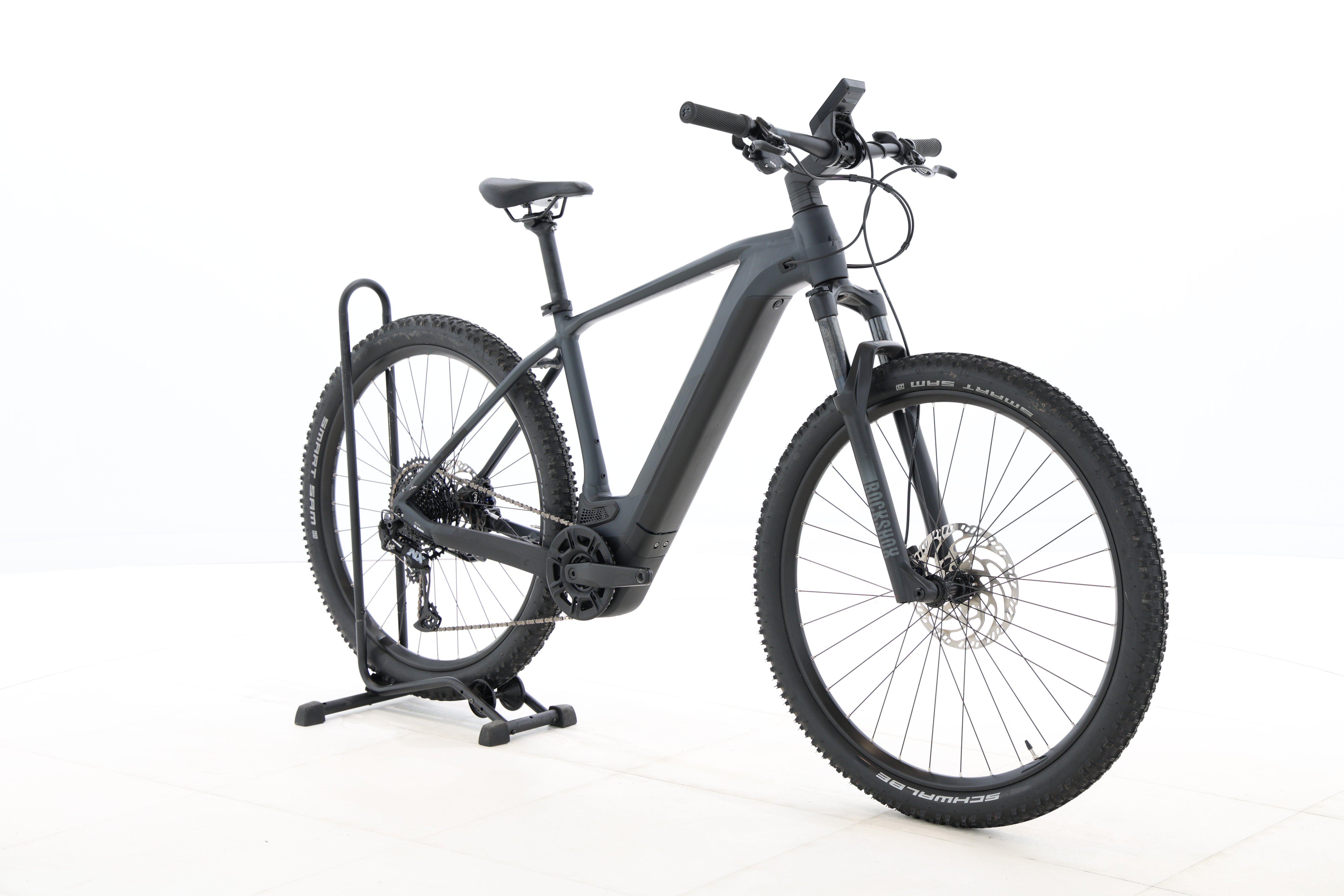 57e1085a-c9b6-4bba-b90b-84f2f6852d76