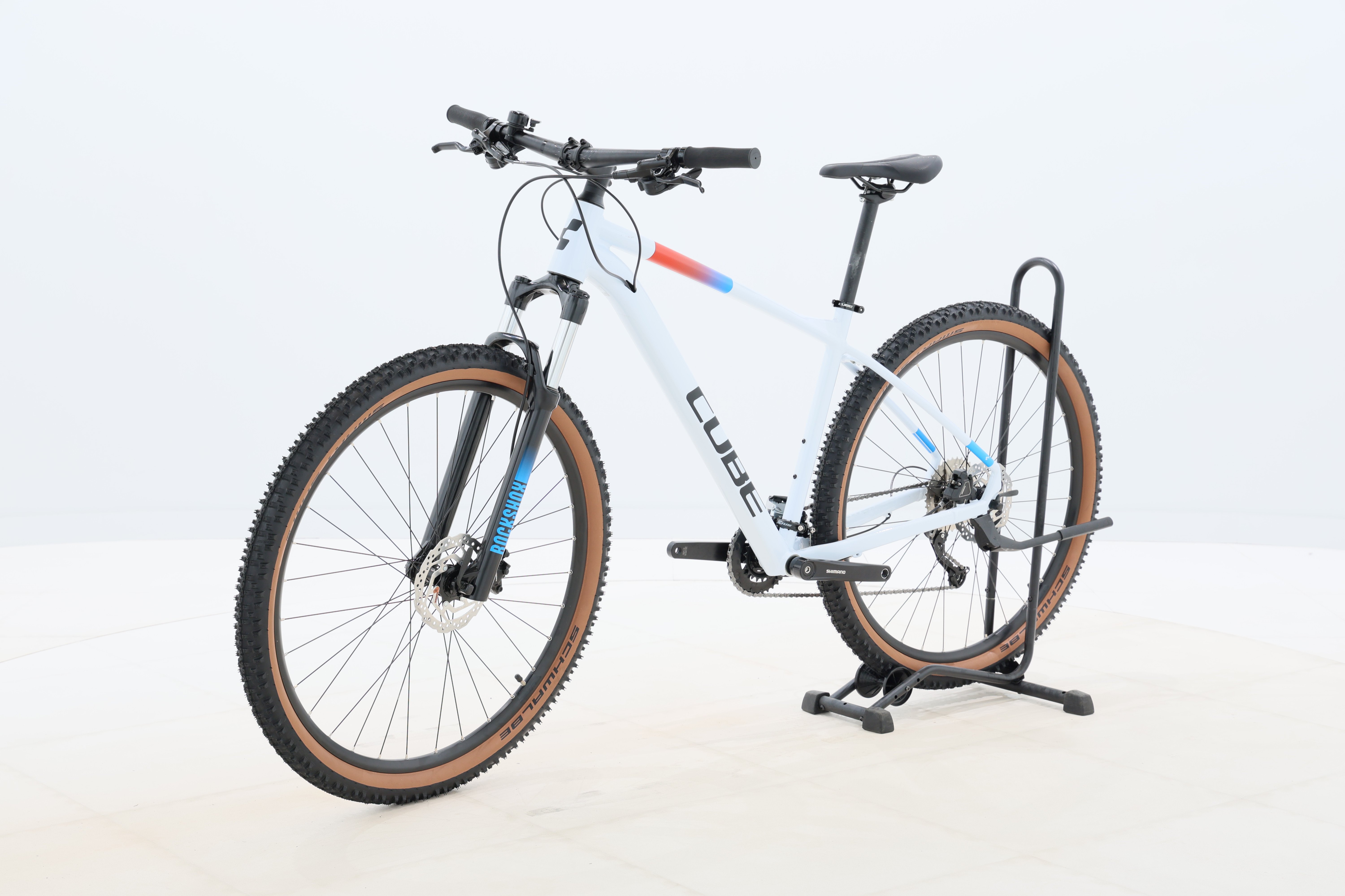 03b65bcc-c28b-43c9-8460-0923890ce536