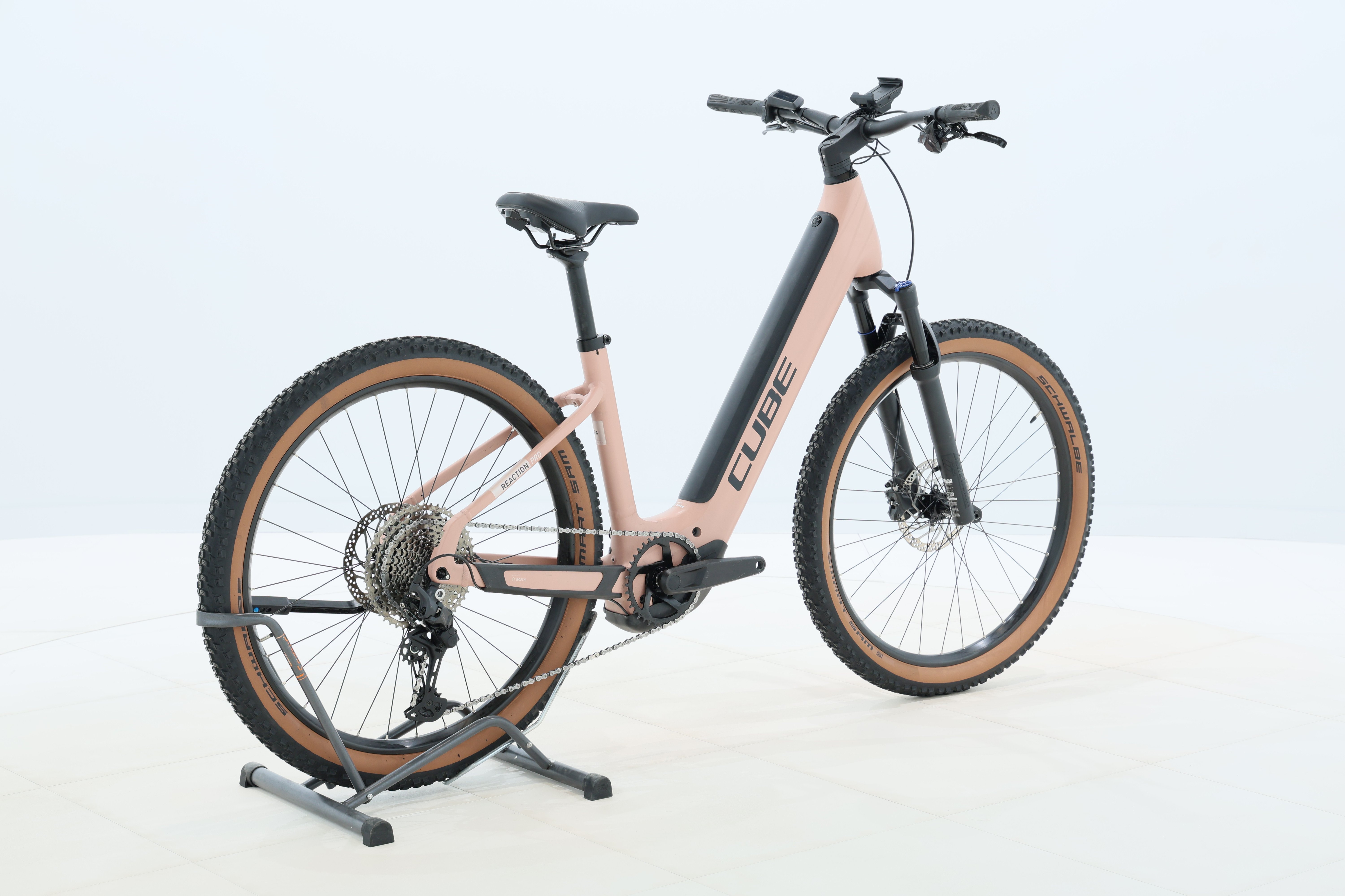 b31b6cd5-0069-4e60-a28e-2e668921265e