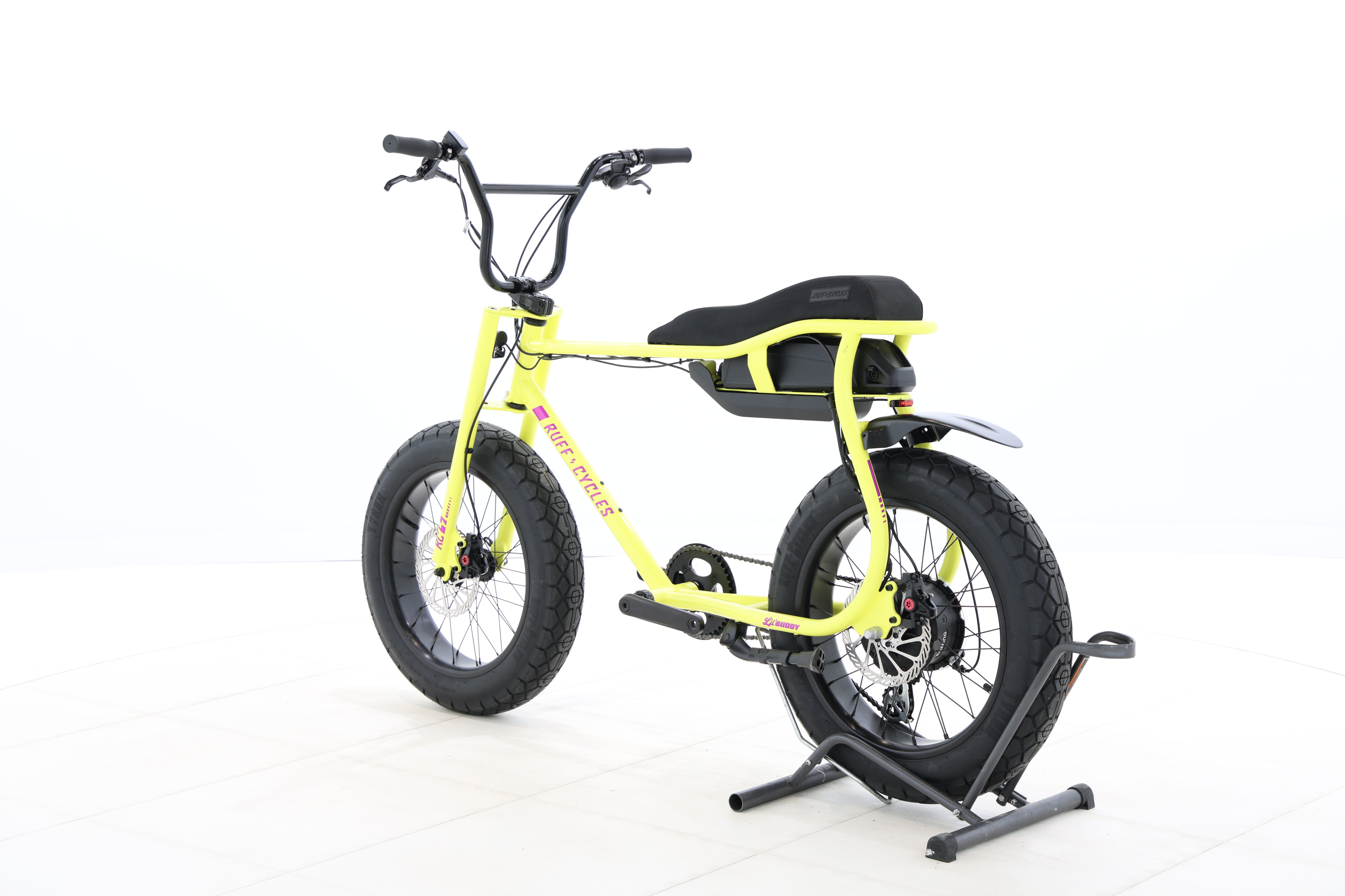 96a4ec7c-9ff6-4e48-9bdc-6345f1589d34