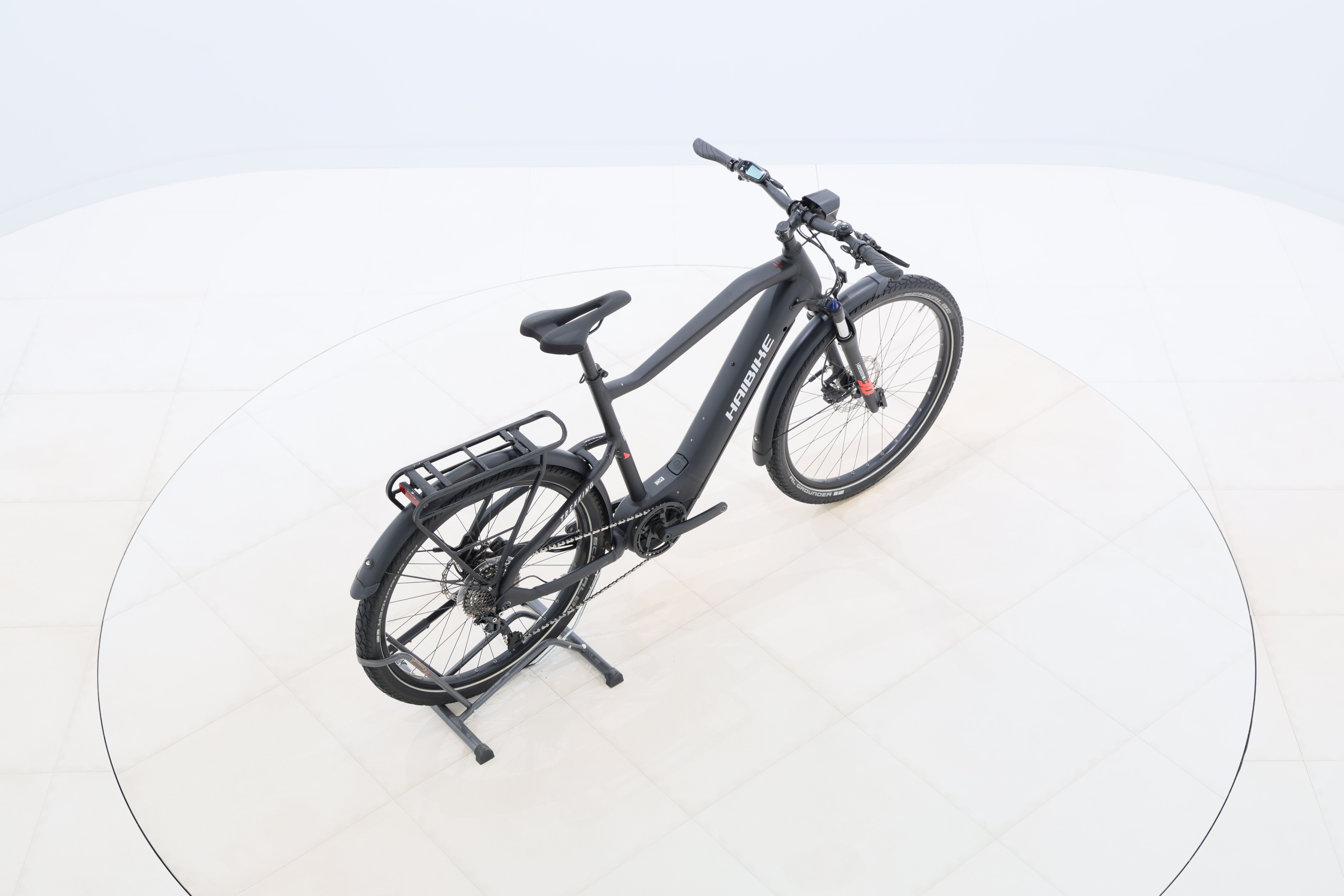 ab01b391-d1b5-4a6a-be80-66a16101f814