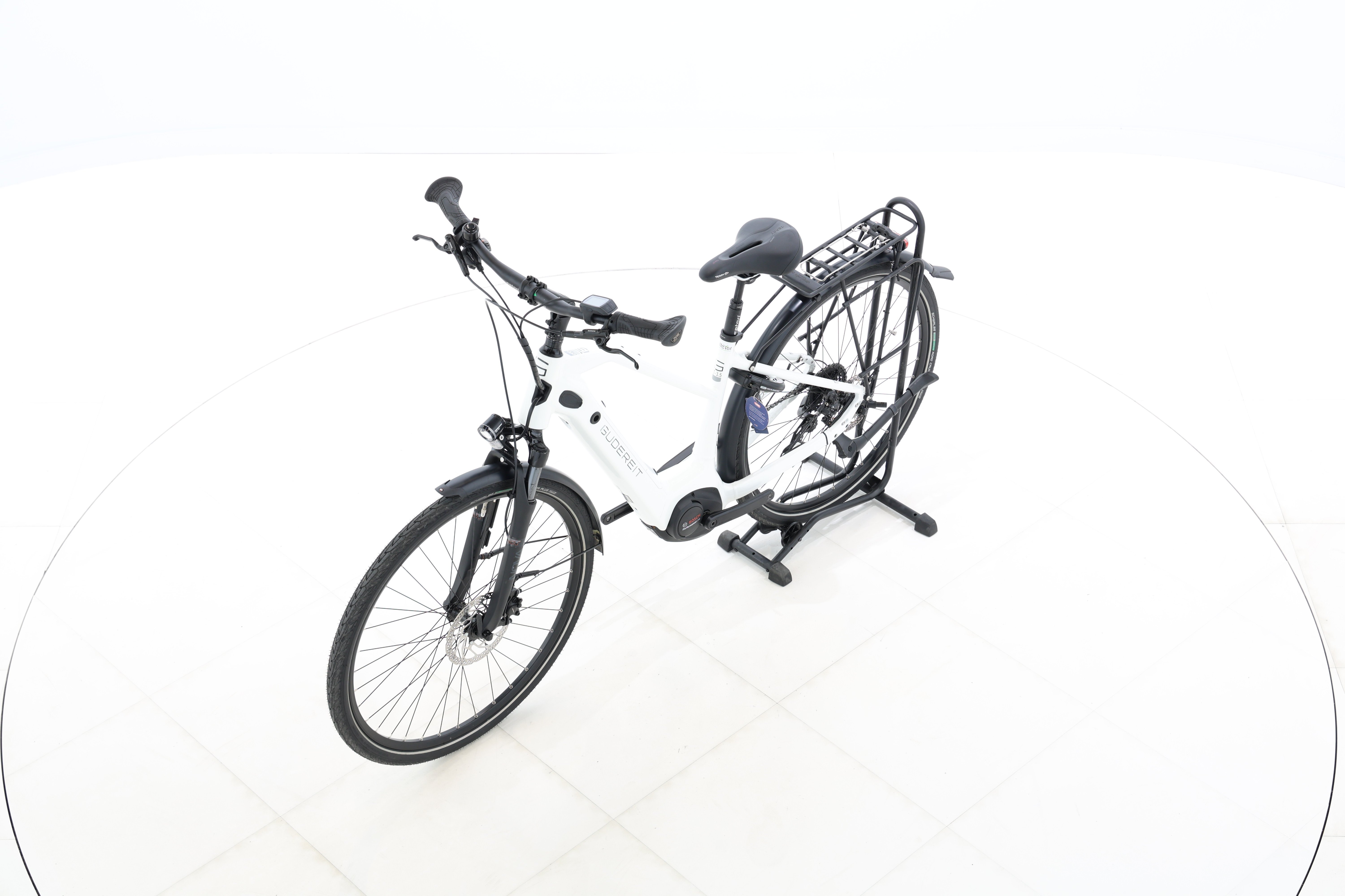 f02d9943-372e-4dcc-baf6-b7896cc6e686