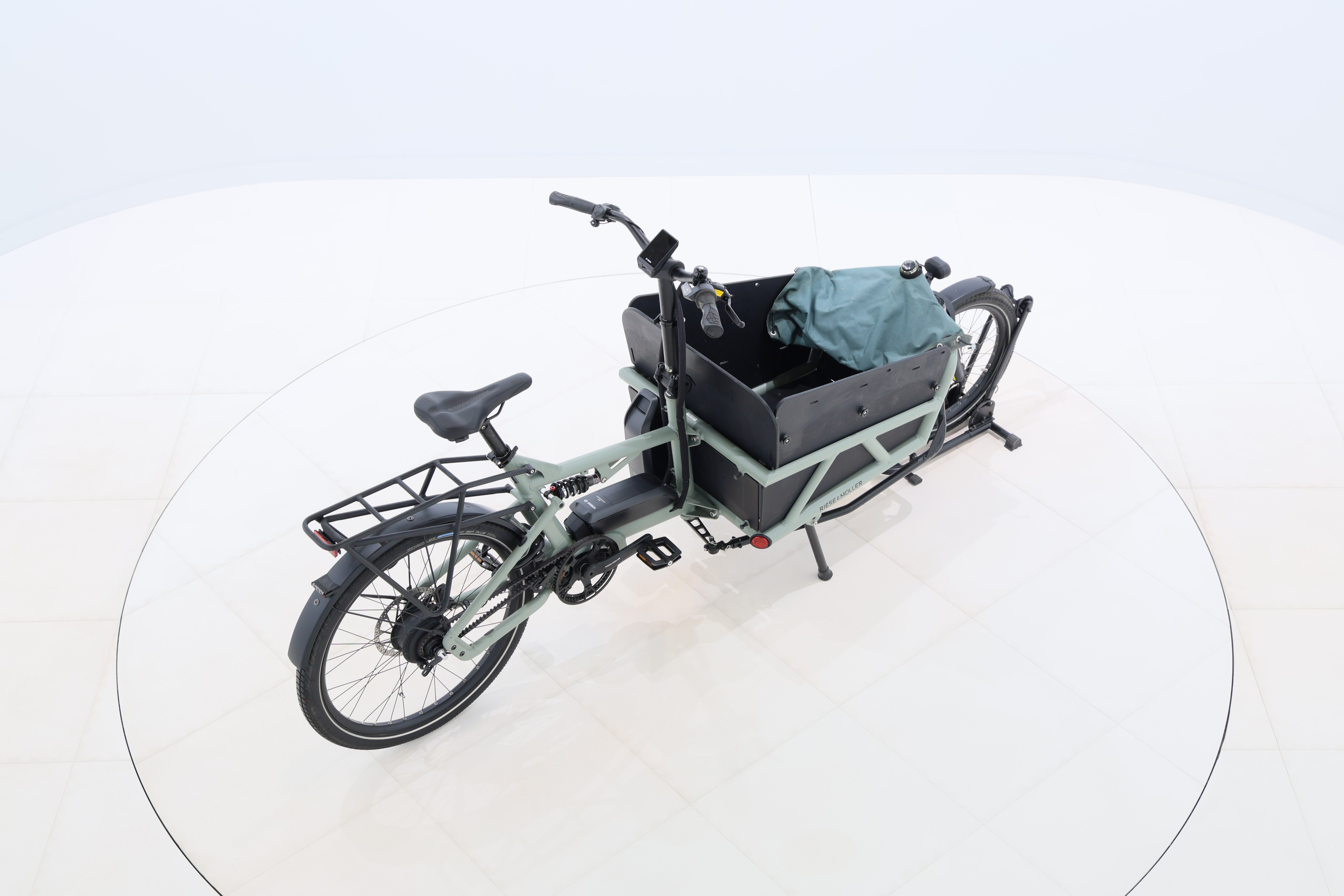 f1eef5a6-10c8-4425-9a5d-87e727683c61