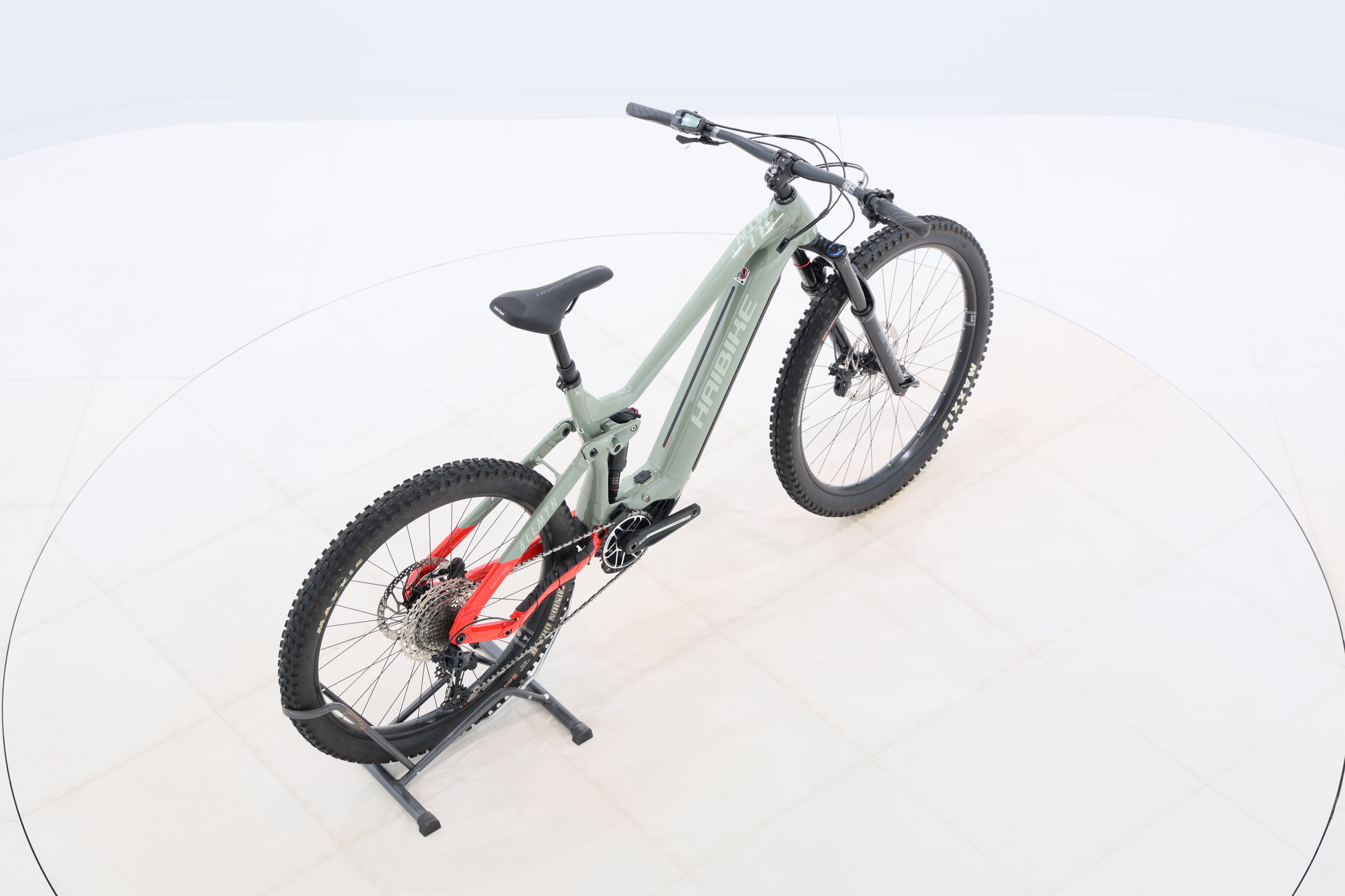 48d6b830-f8ea-4297-9f81-48365b781f78